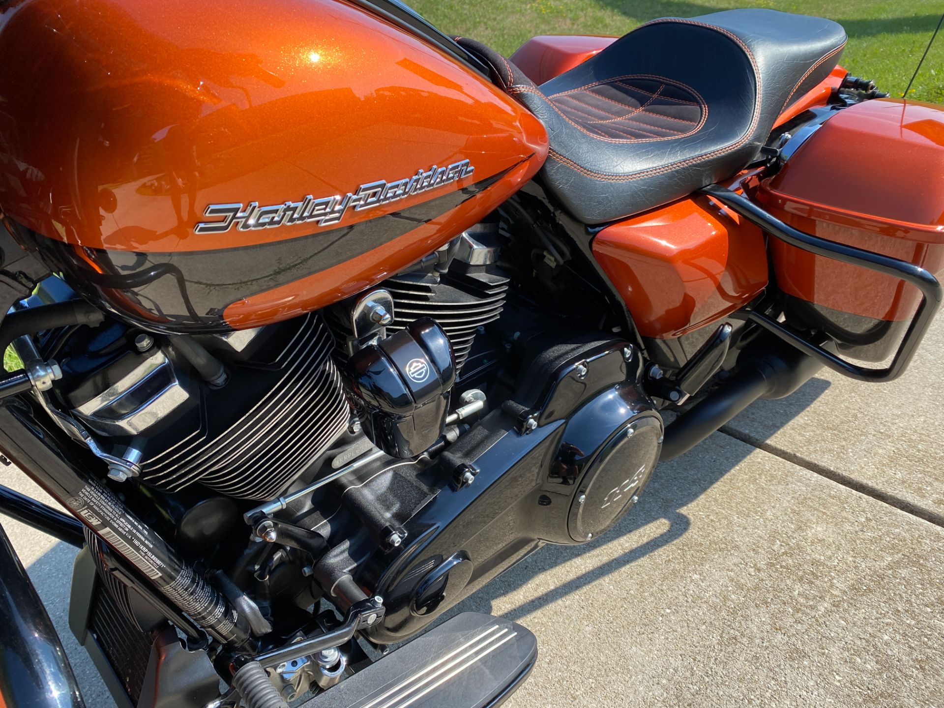 2020 Harley-Davidson Street Glide® Special in Big Bend, Wisconsin - Photo 8