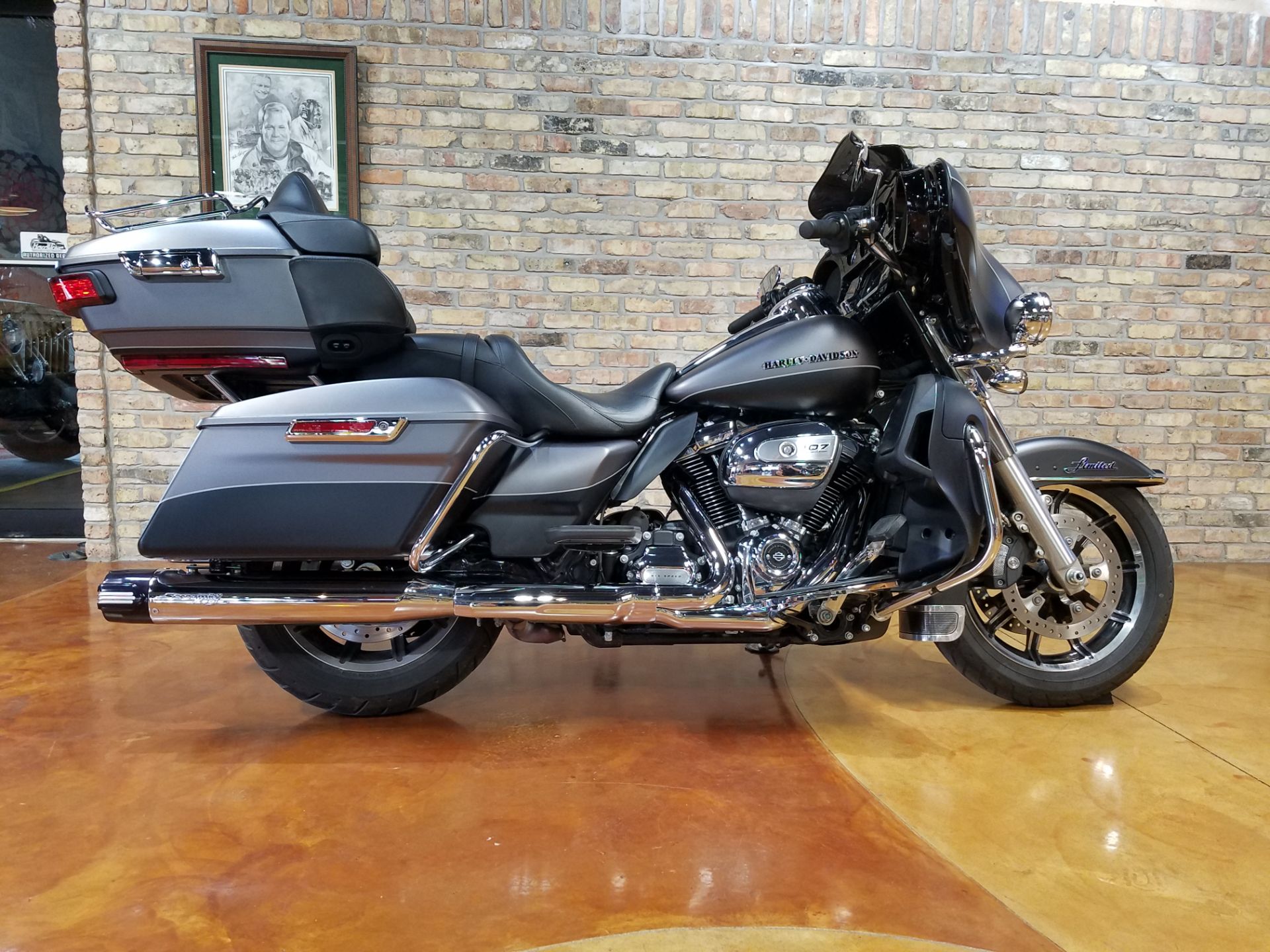 Used 2017 Harley Davidson Ultra Limited Motorcycles In Big Bend Wi 4412 Charcoal Denim Black Denim