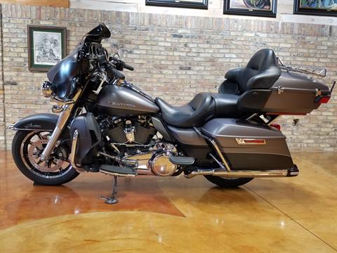 2017 Harley-Davidson Ultra Limited in Big Bend, Wisconsin - Photo 37