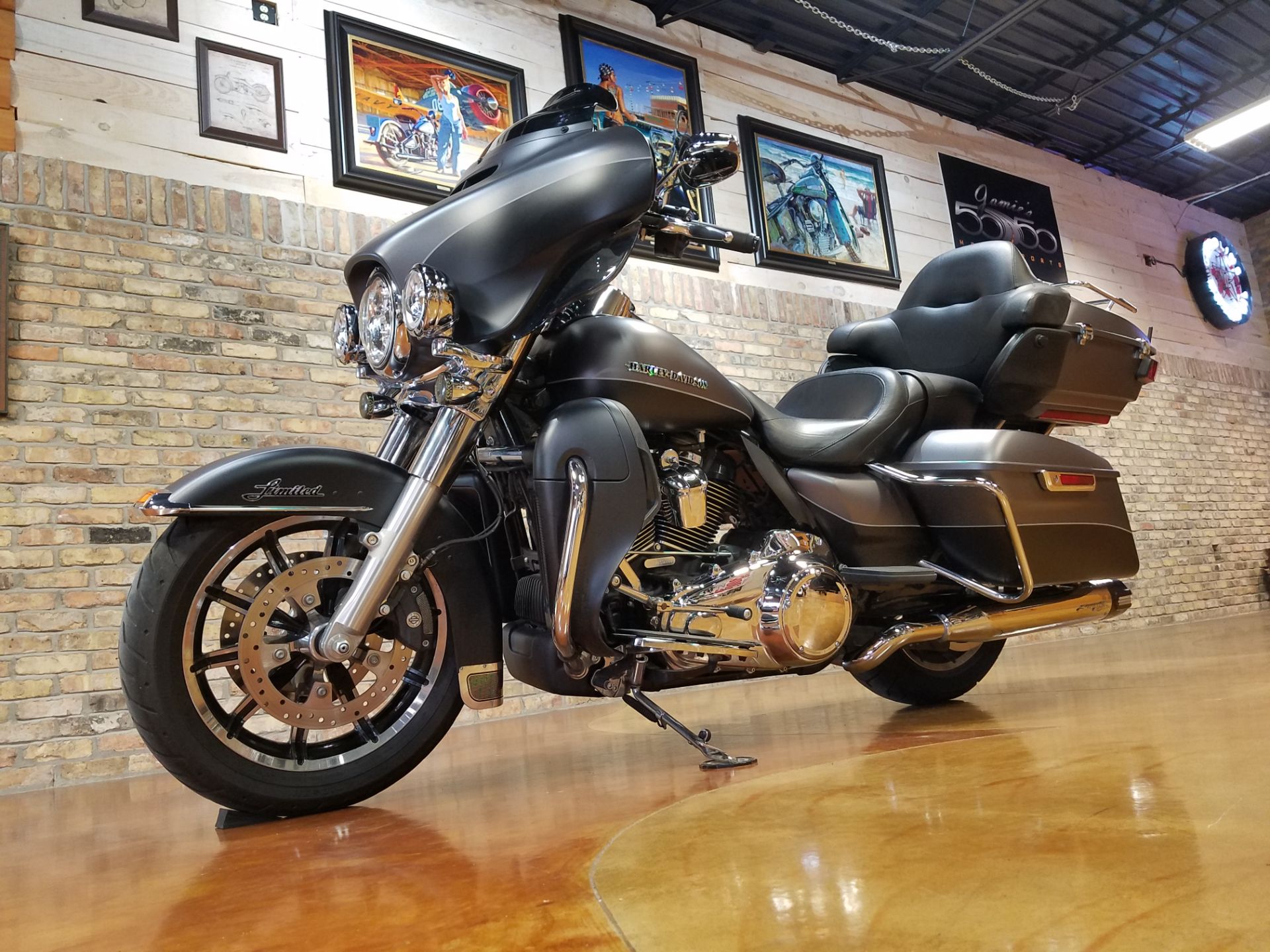 2017 Harley-Davidson Ultra Limited in Big Bend, Wisconsin - Photo 40