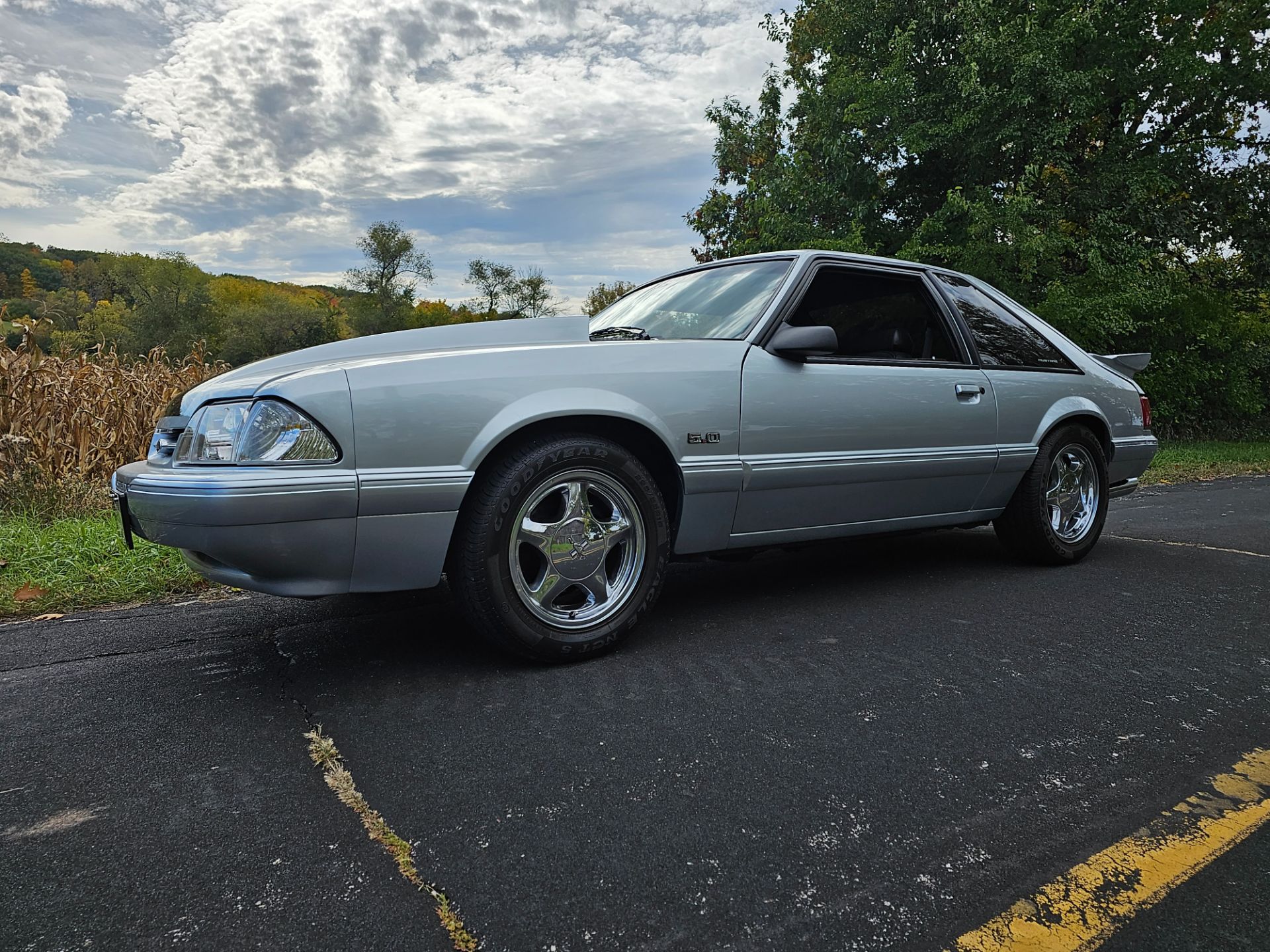 1987 Ford Mustang Hatchback LX in Big Bend, Wisconsin - Photo 10