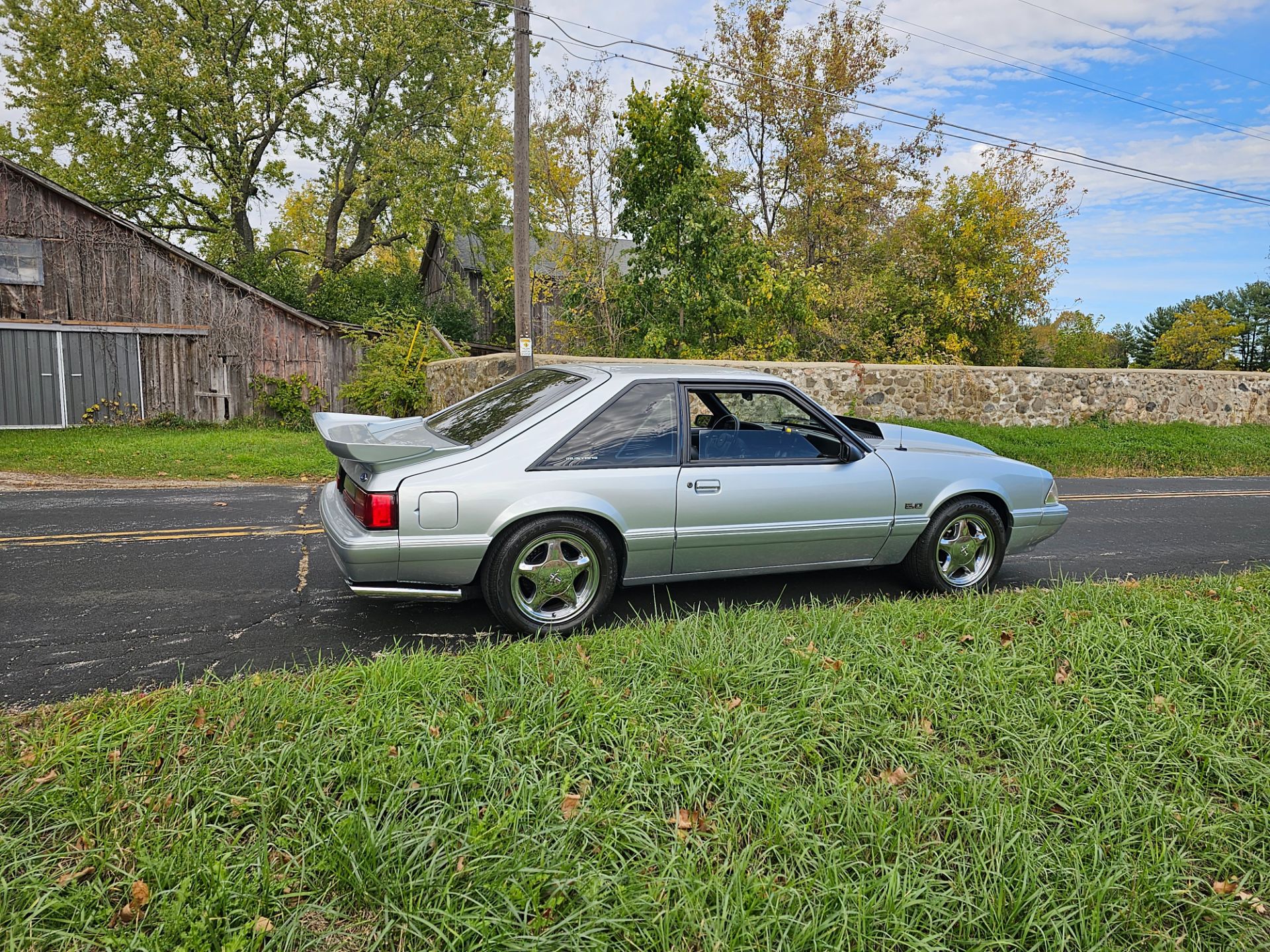 1987 Ford Mustang Hatchback LX in Big Bend, Wisconsin - Photo 16