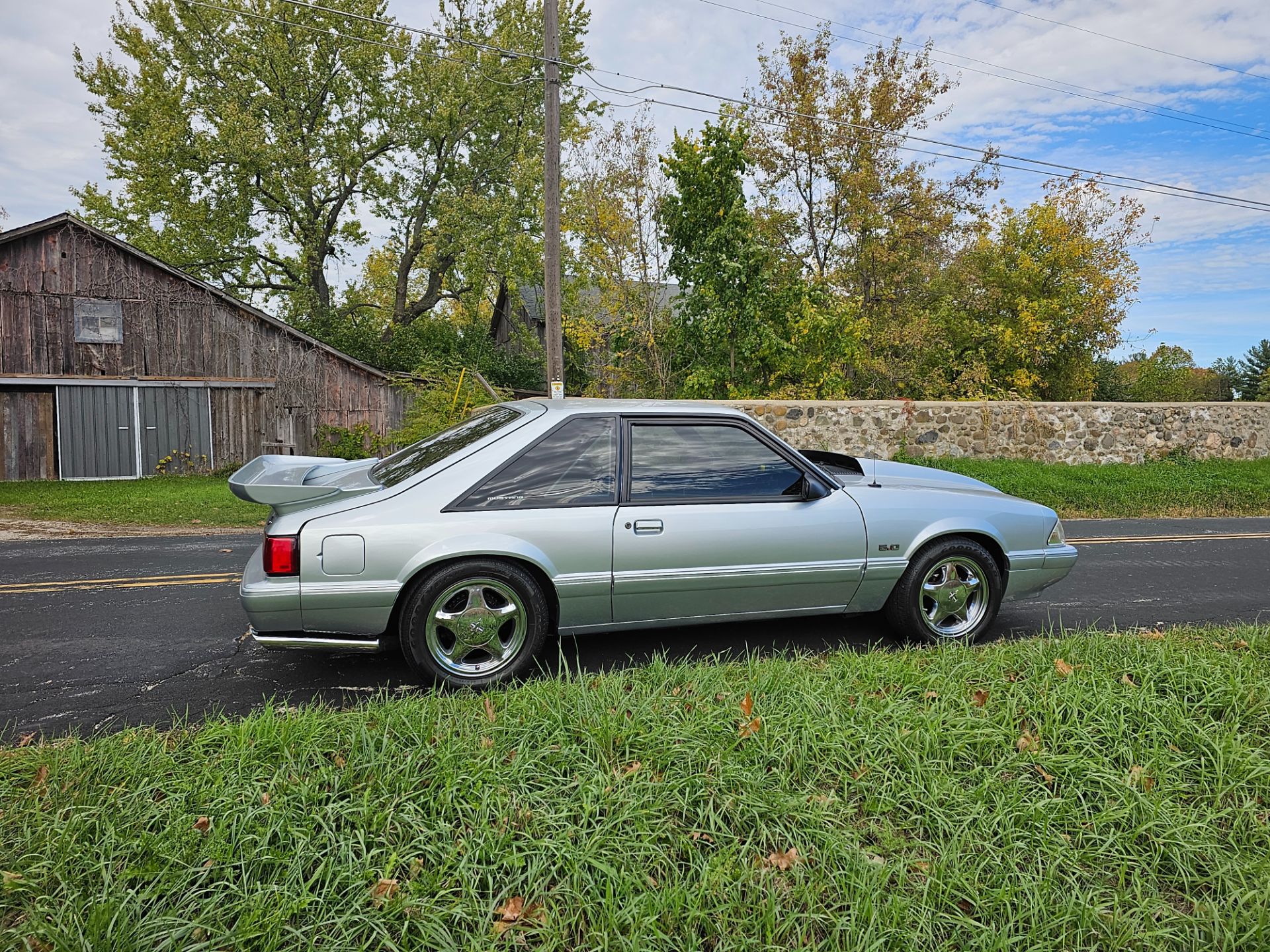 1987 Ford Mustang Hatchback LX in Big Bend, Wisconsin - Photo 21