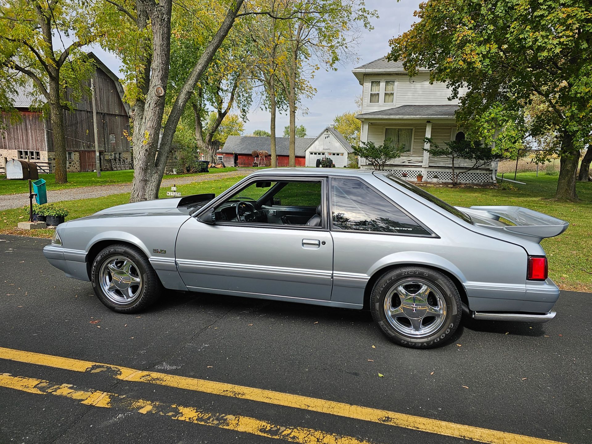 1987 Ford Mustang Hatchback LX in Big Bend, Wisconsin - Photo 31