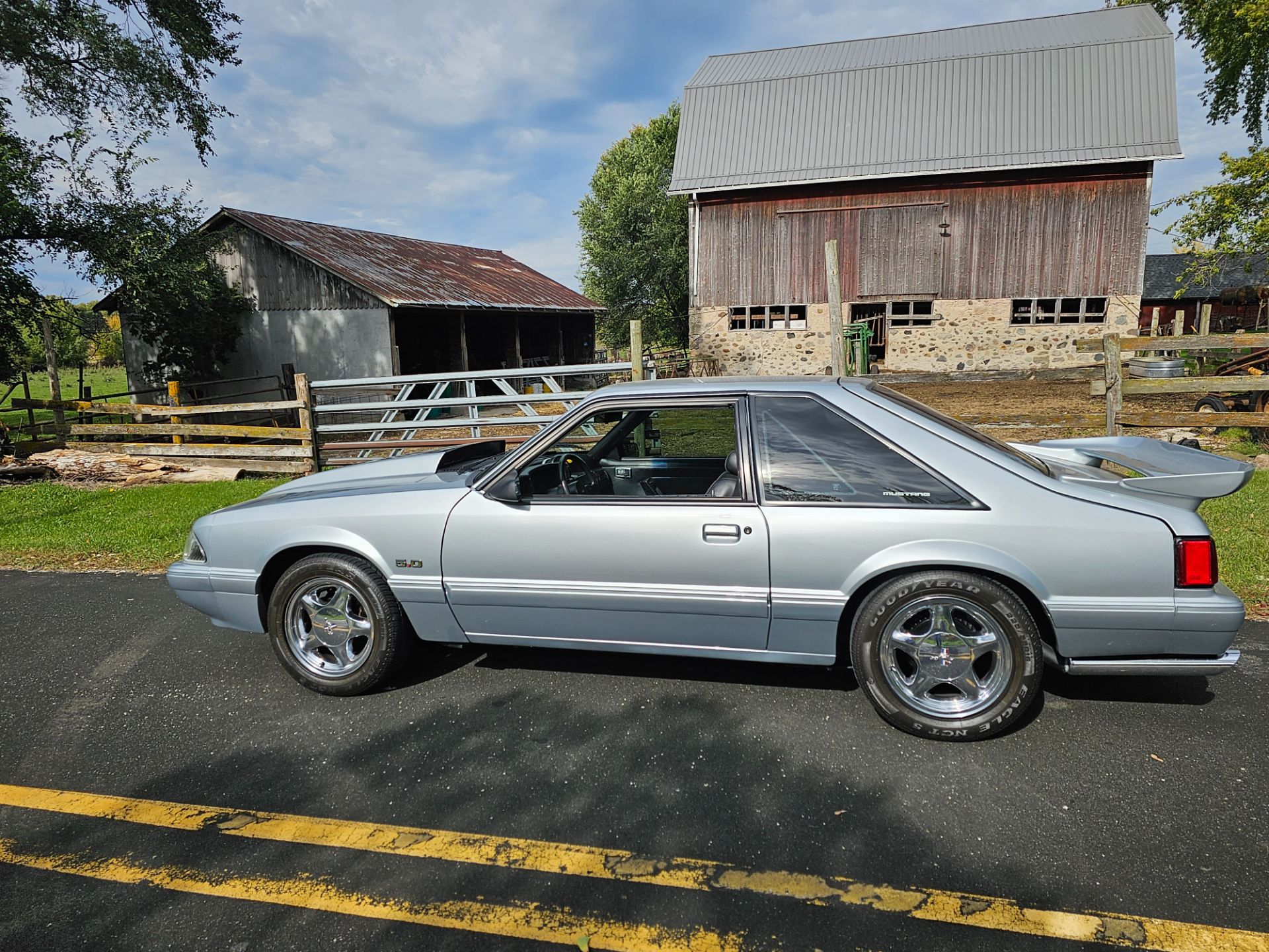 1987 Ford Mustang Hatchback LX in Big Bend, Wisconsin - Photo 36