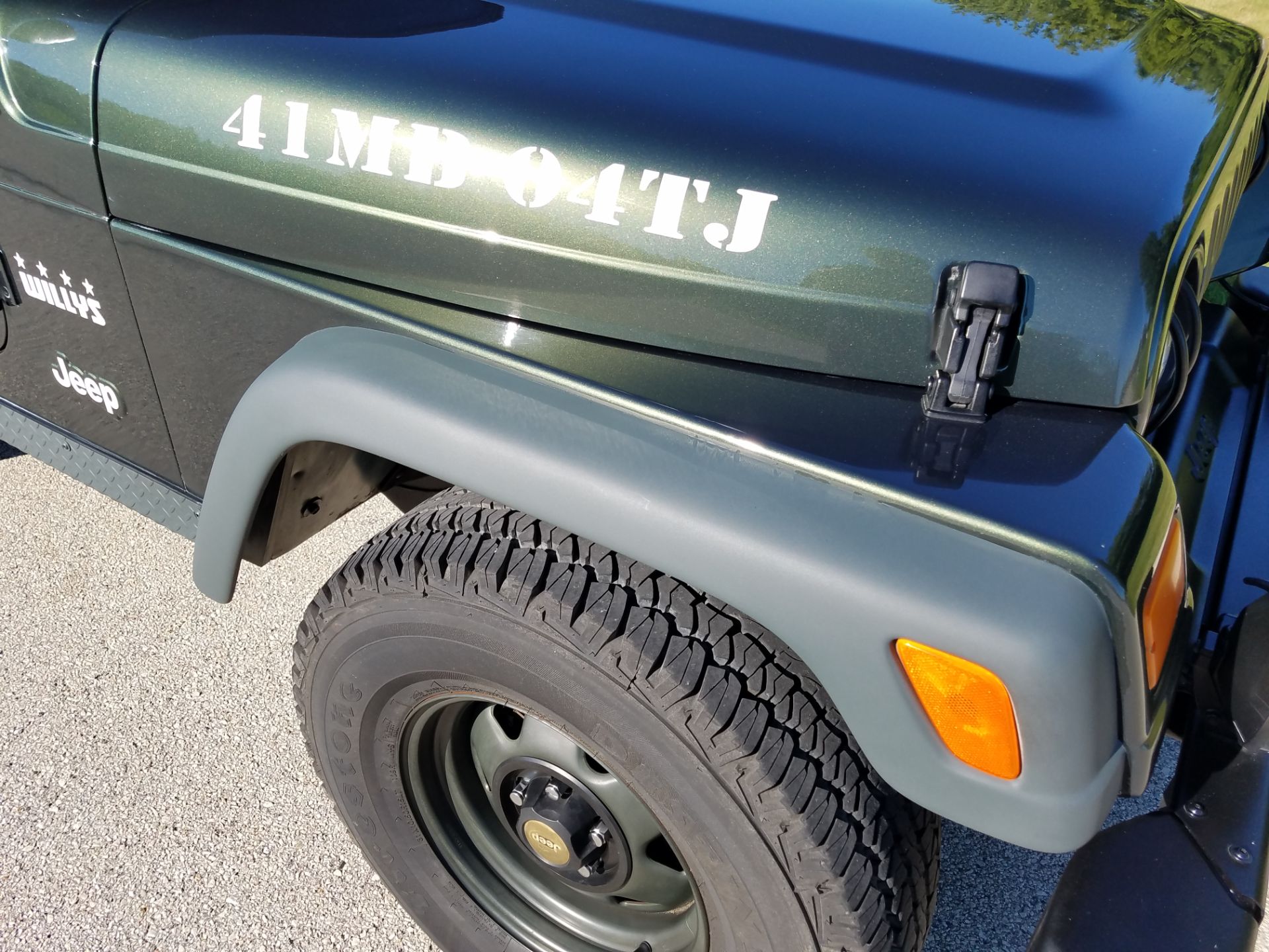 2004 Jeep® Wrangler Willys Edition in Big Bend, Wisconsin - Photo 13