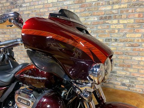 2014 Harley-Davidson CVO™ Limited in Big Bend, Wisconsin - Photo 24