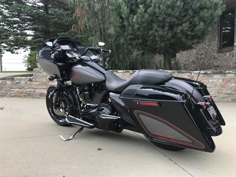 2015 Harley-Davidson Road Glide® Special in Big Bend, Wisconsin - Photo 3