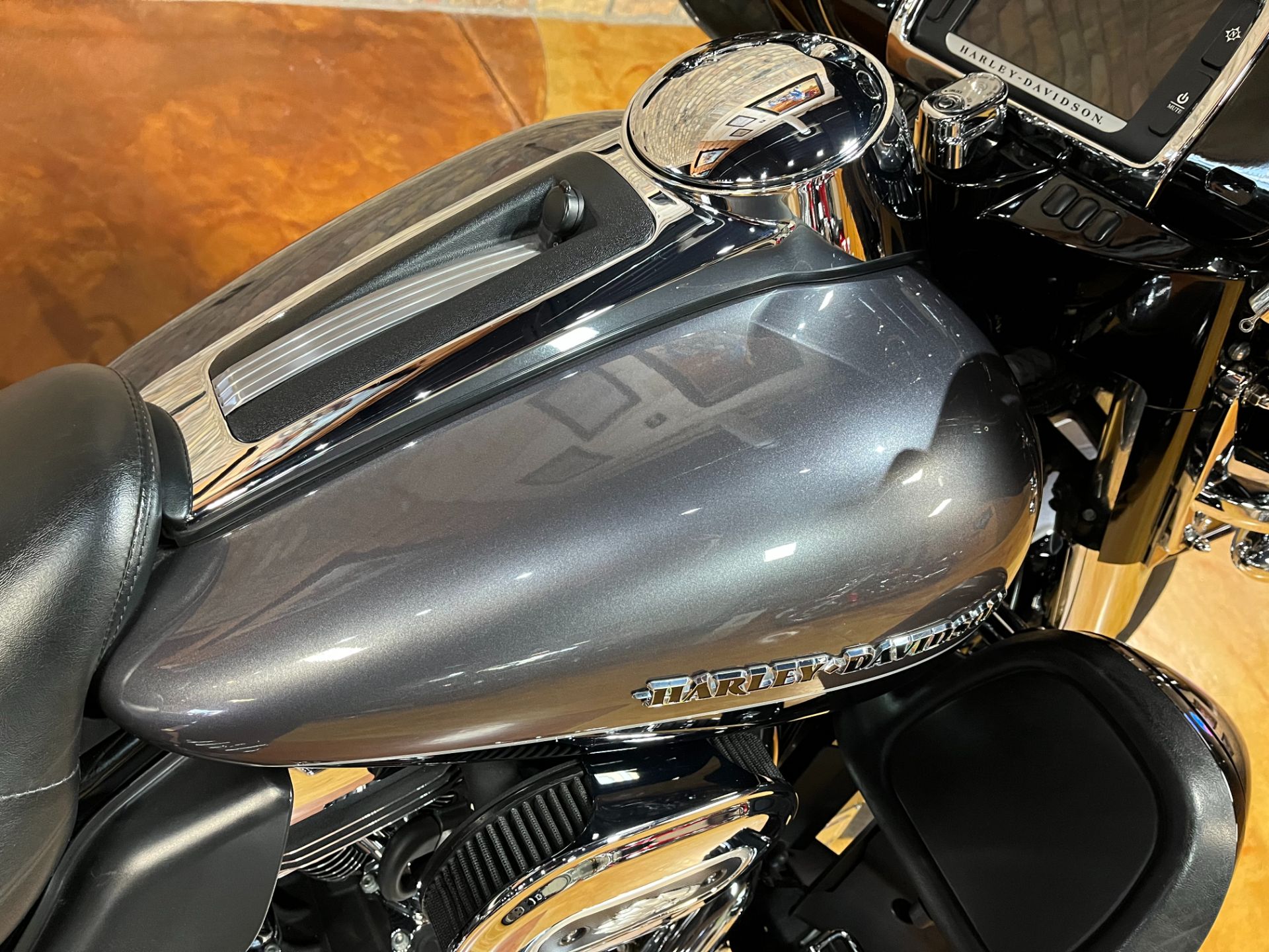2014 Harley-Davidson Ultra Limited in Big Bend, Wisconsin - Photo 22