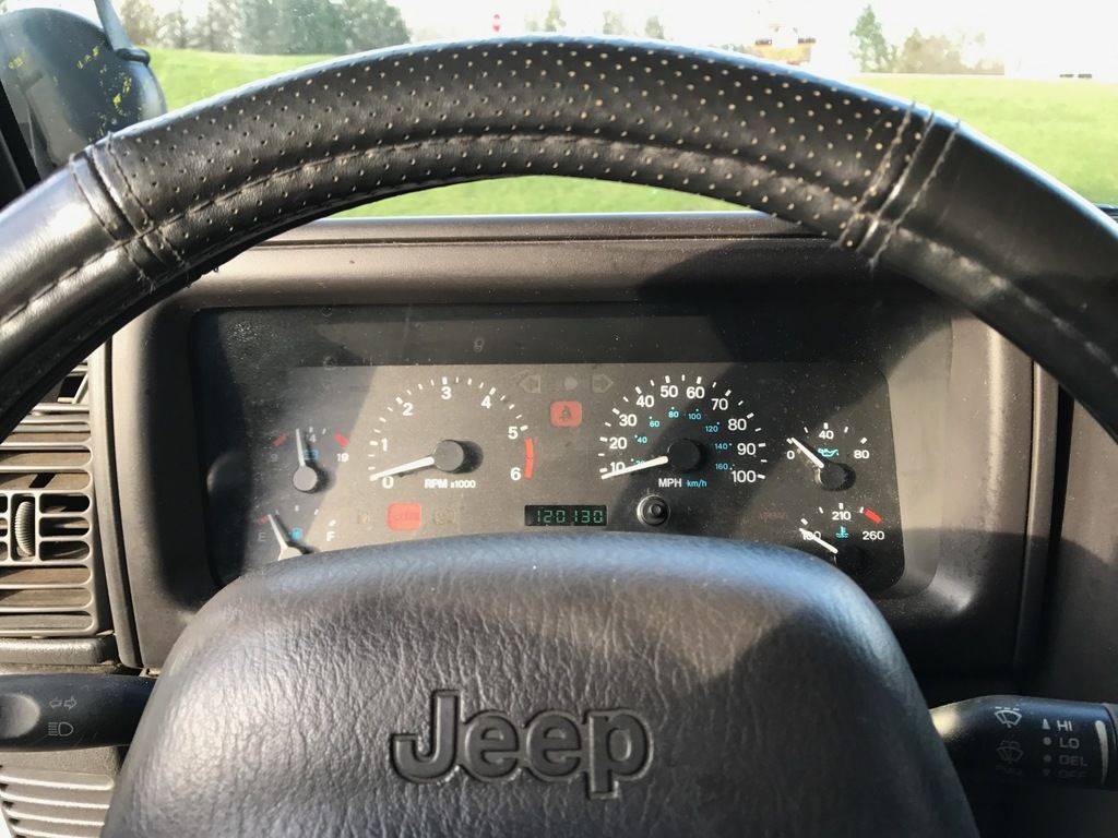 1999 Jeep Wrangler Sport in Big Bend, Wisconsin - Photo 14