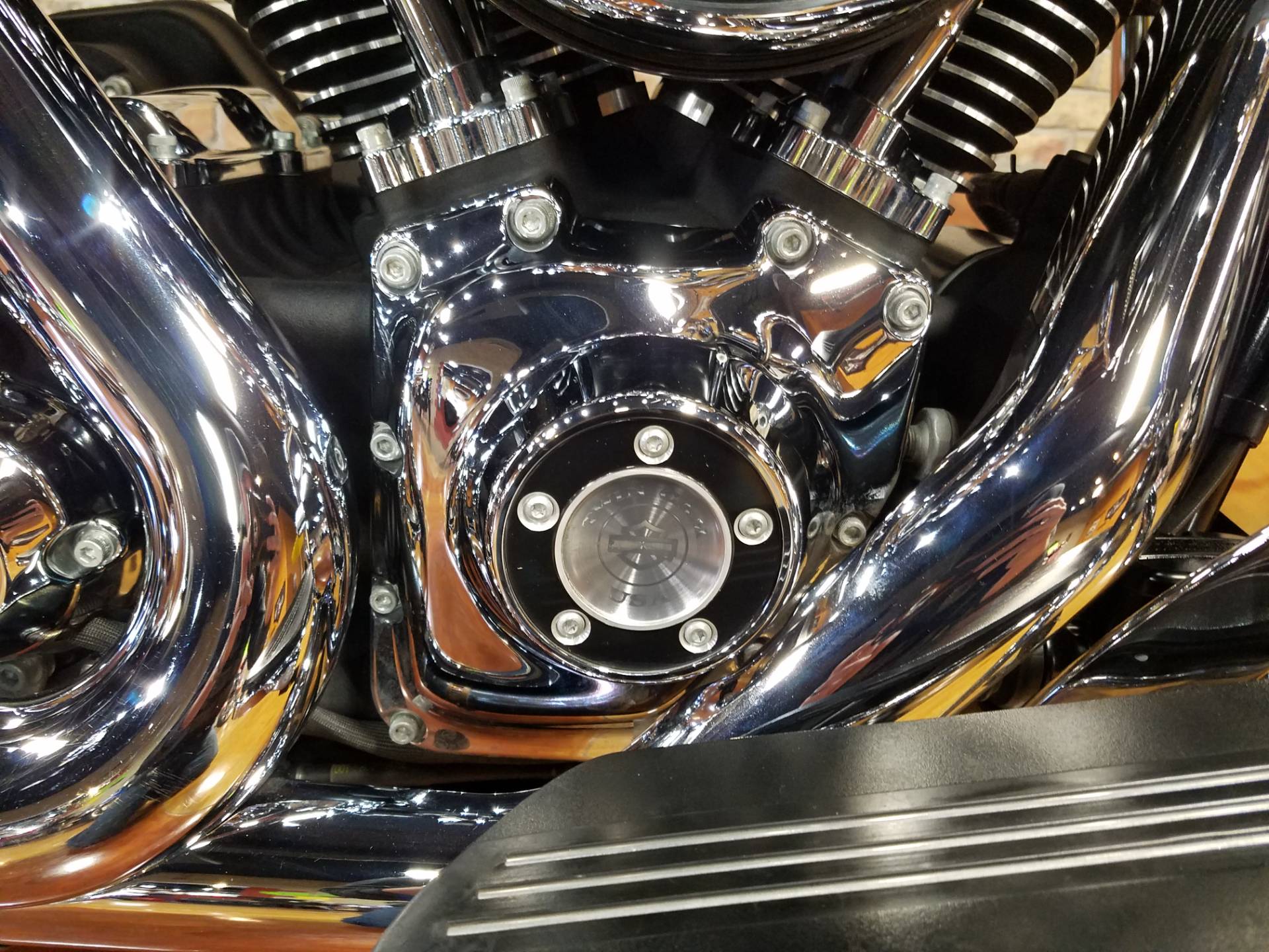 2015 Harley-Davidson Street Glide® Special in Big Bend, Wisconsin - Photo 10