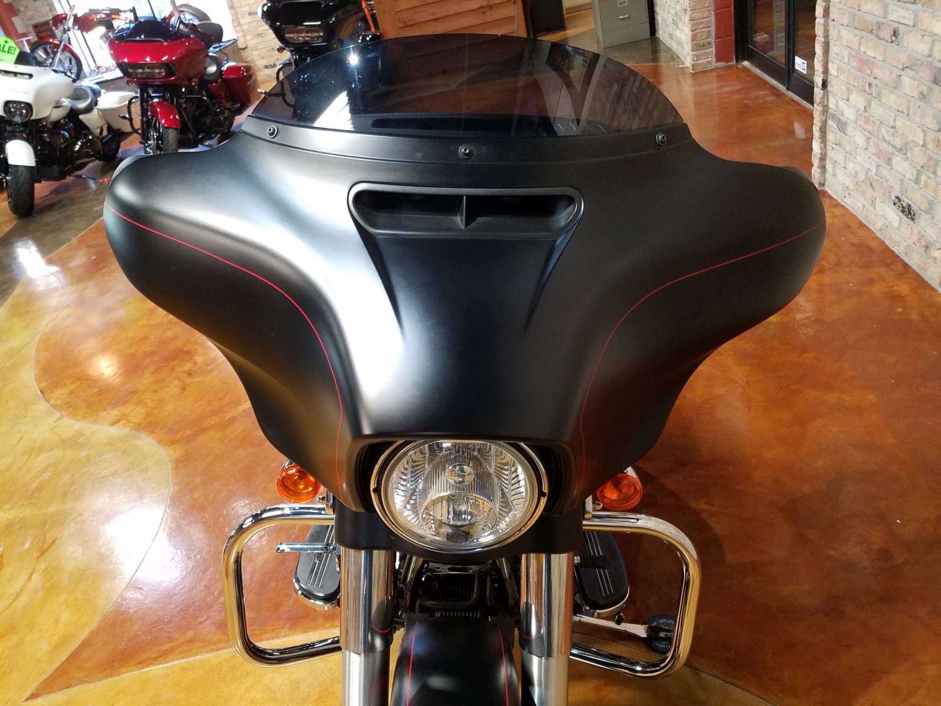 2015 Harley-Davidson Street Glide® Special in Big Bend, Wisconsin - Photo 19