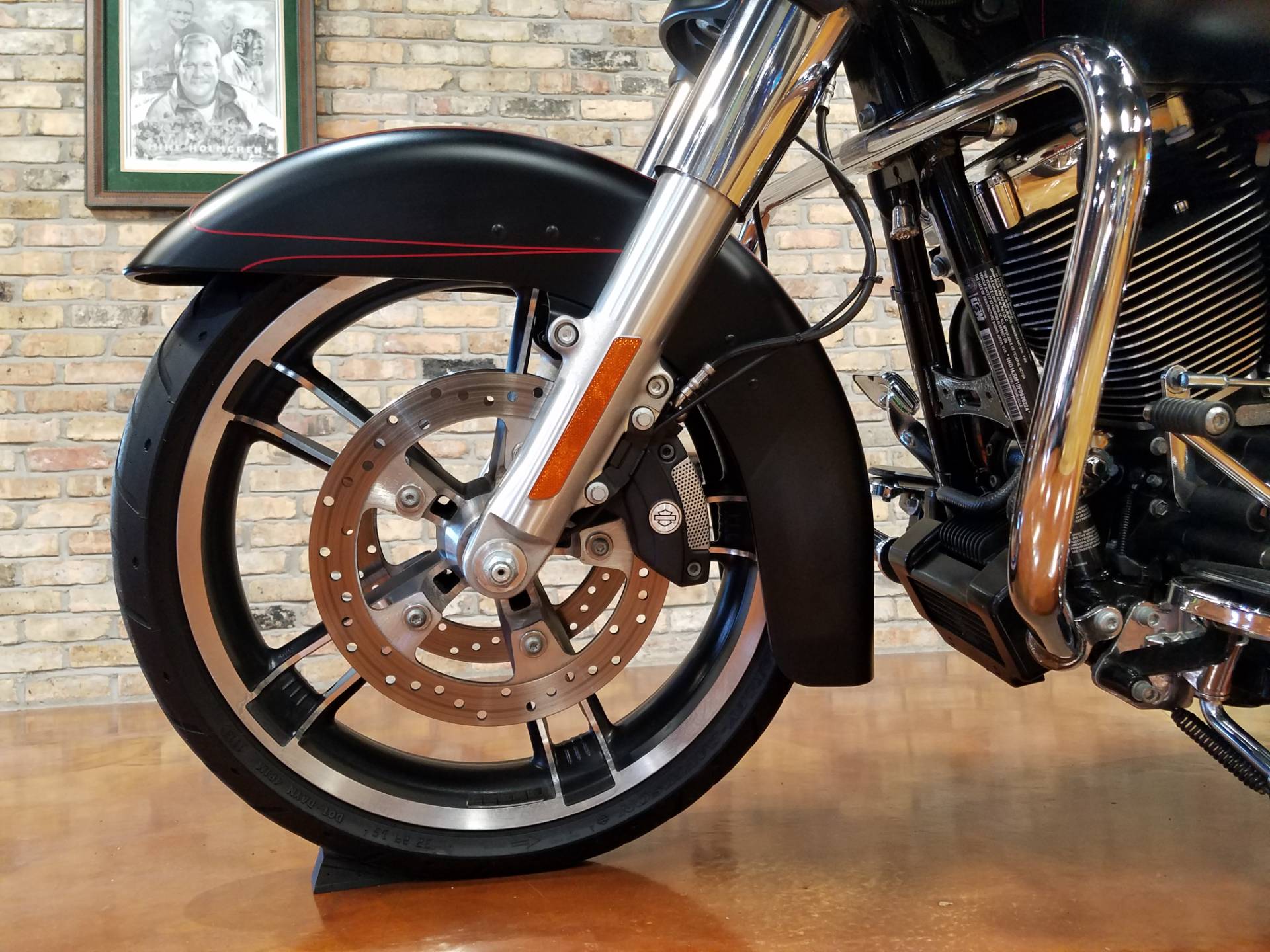 2015 Harley-Davidson Street Glide® Special in Big Bend, Wisconsin - Photo 31