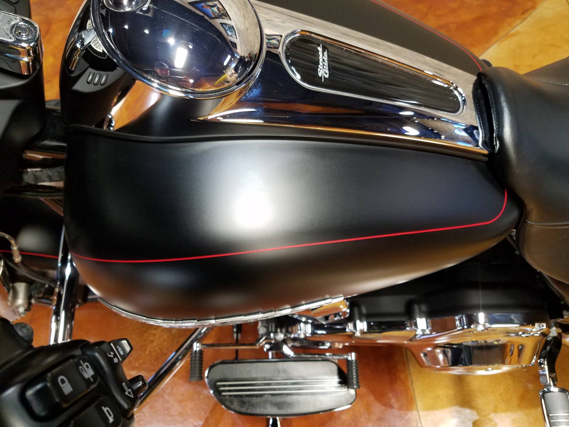 2015 Harley-Davidson Street Glide® Special in Big Bend, Wisconsin - Photo 47
