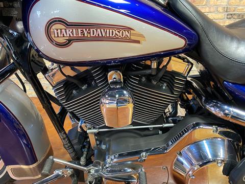 2006 Harley-Davidson Electra Glide® Classic in Big Bend, Wisconsin - Photo 17