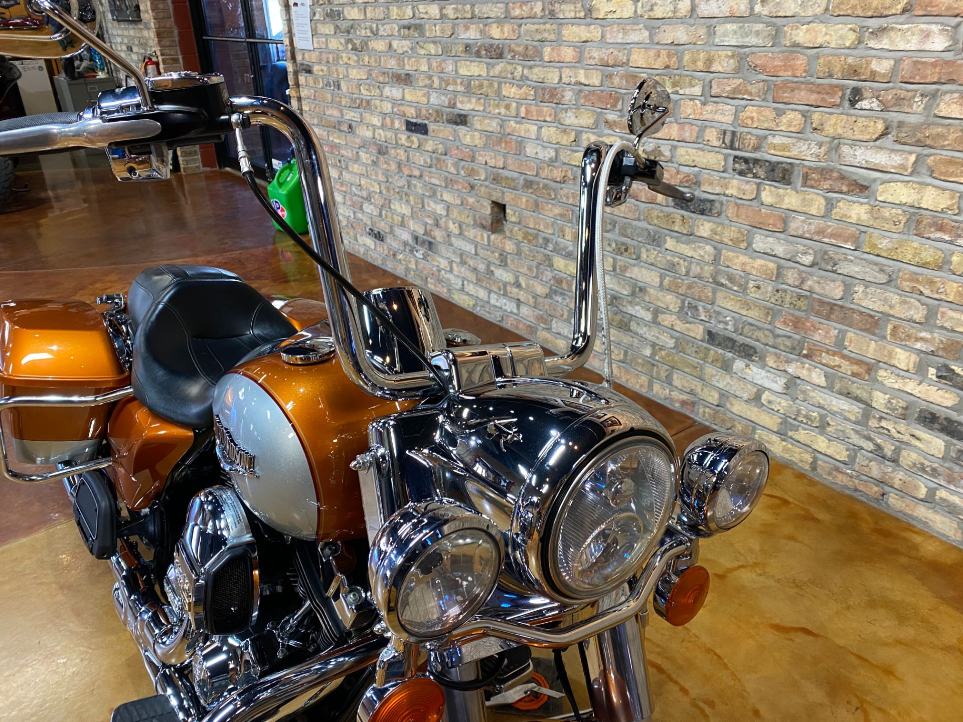 2014 Harley-Davidson Road King® in Big Bend, Wisconsin - Photo 10