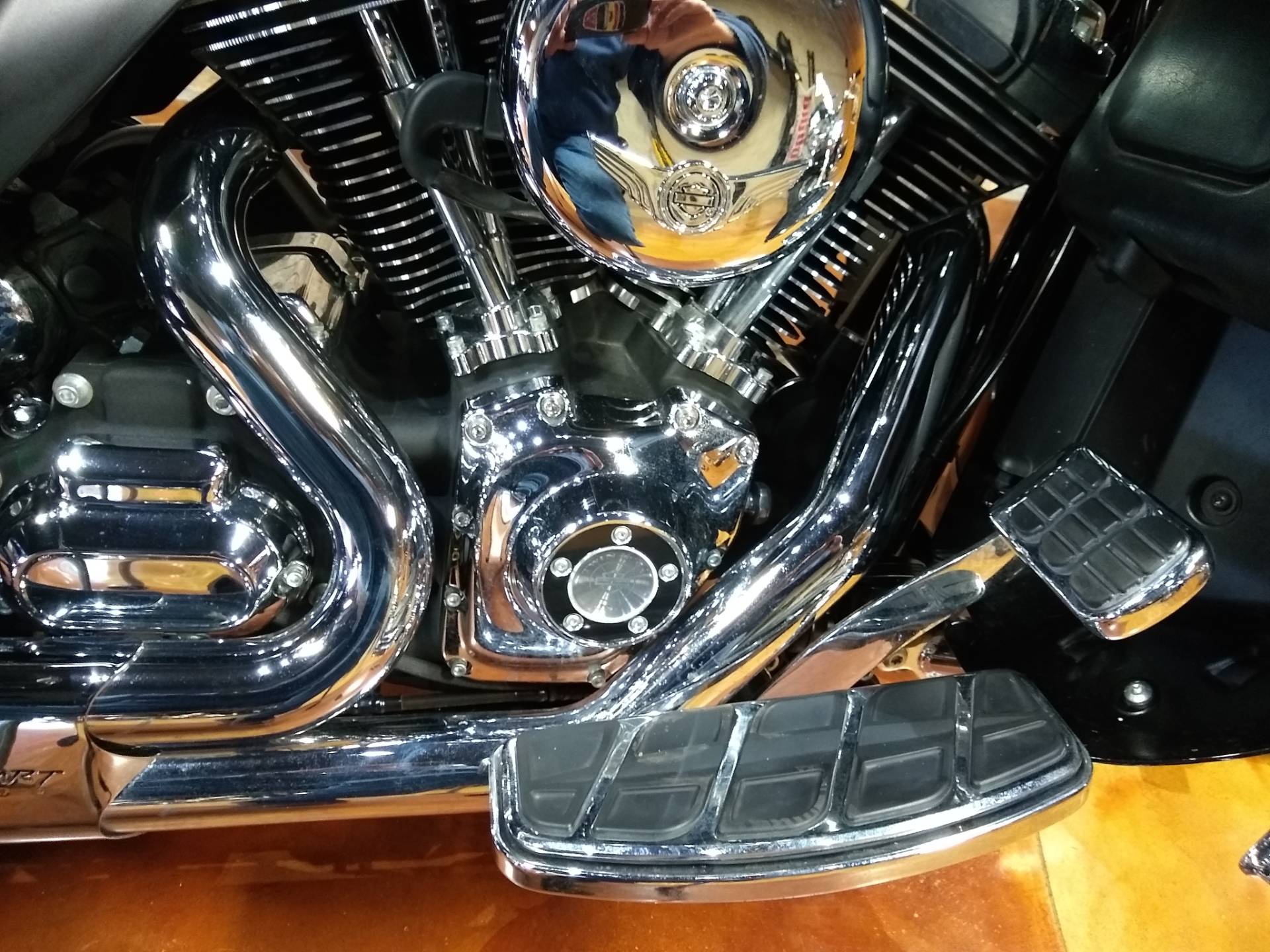 2015 Harley-Davidson Electra Glide® Ultra Classic® in Big Bend, Wisconsin - Photo 13