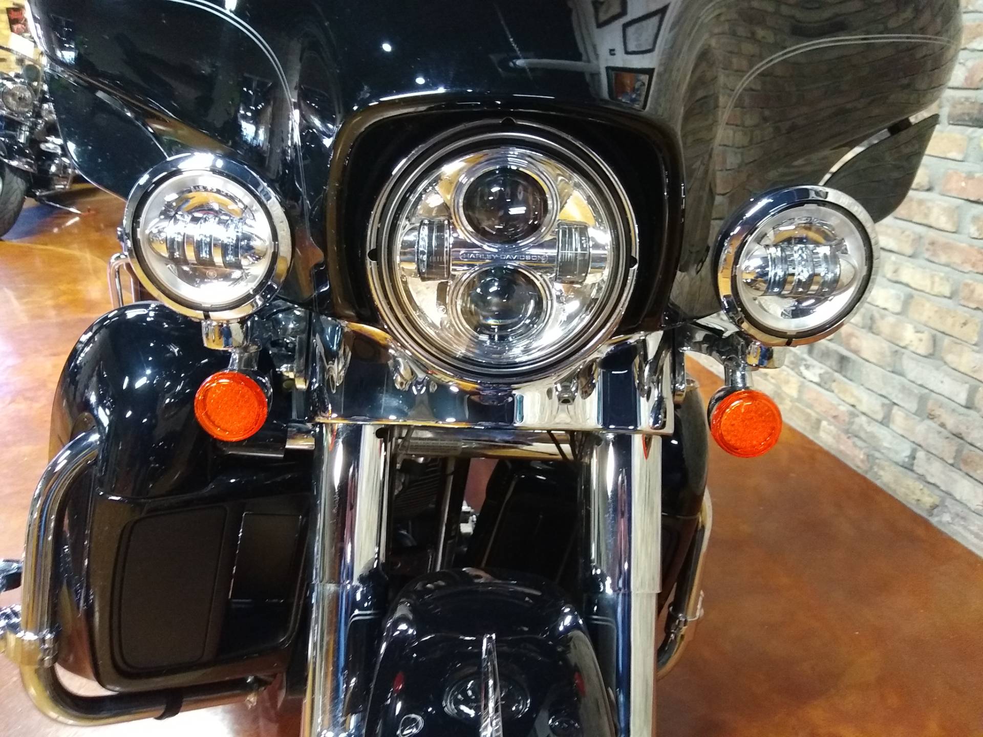 2015 Harley-Davidson Electra Glide® Ultra Classic® in Big Bend, Wisconsin - Photo 19