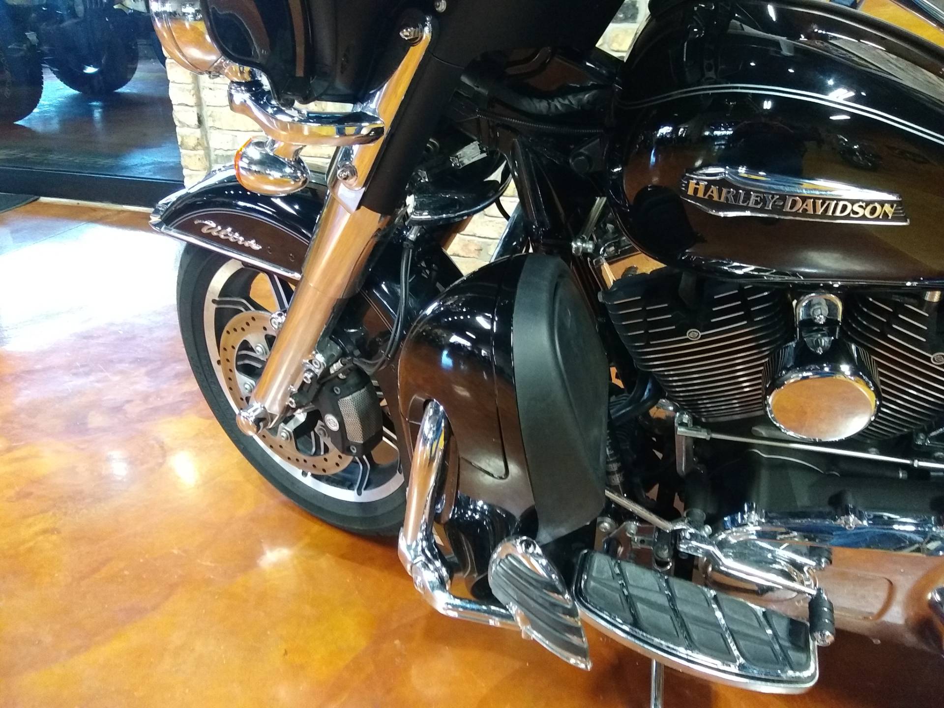2015 Harley-Davidson Electra Glide® Ultra Classic® in Big Bend, Wisconsin - Photo 37