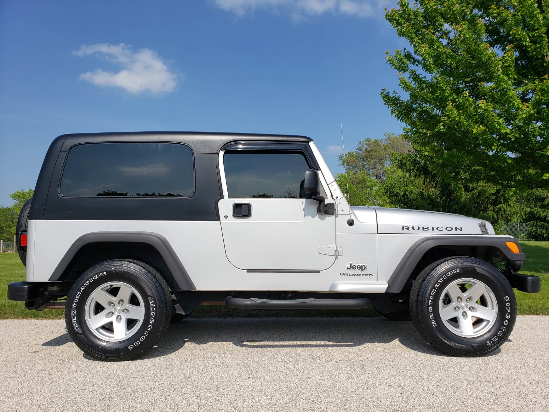2006 Jeep Wrangler Unlimited in Big Bend, Wisconsin - Photo 1