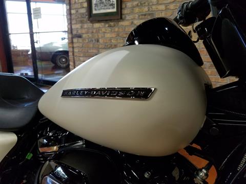 2018 Harley-Davidson Street Glide® Special in Big Bend, Wisconsin - Photo 13