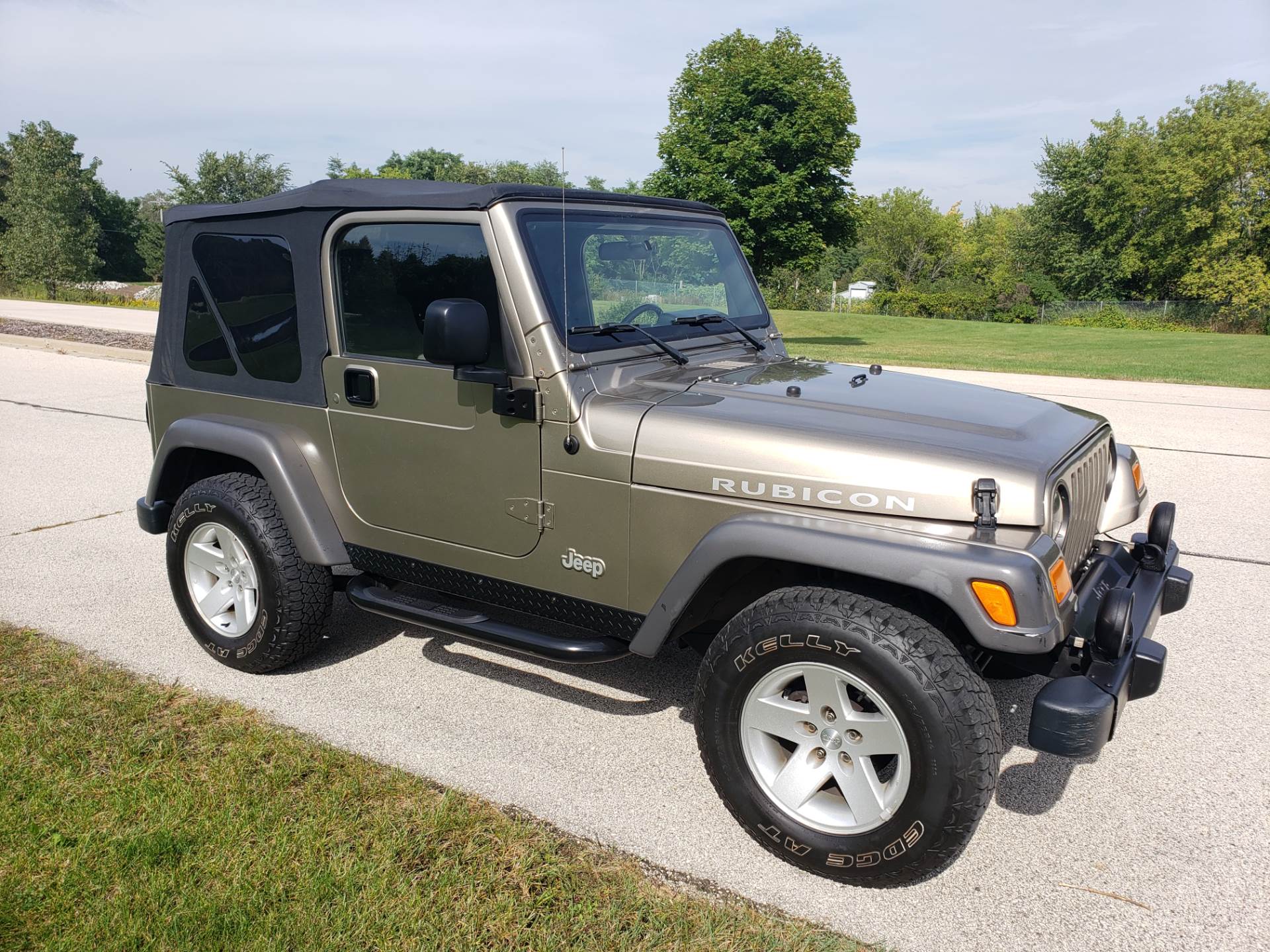 2005 Jeep Wrangler Rubicon 4WD 2dr SUV in Big Bend, Wisconsin - Photo 2