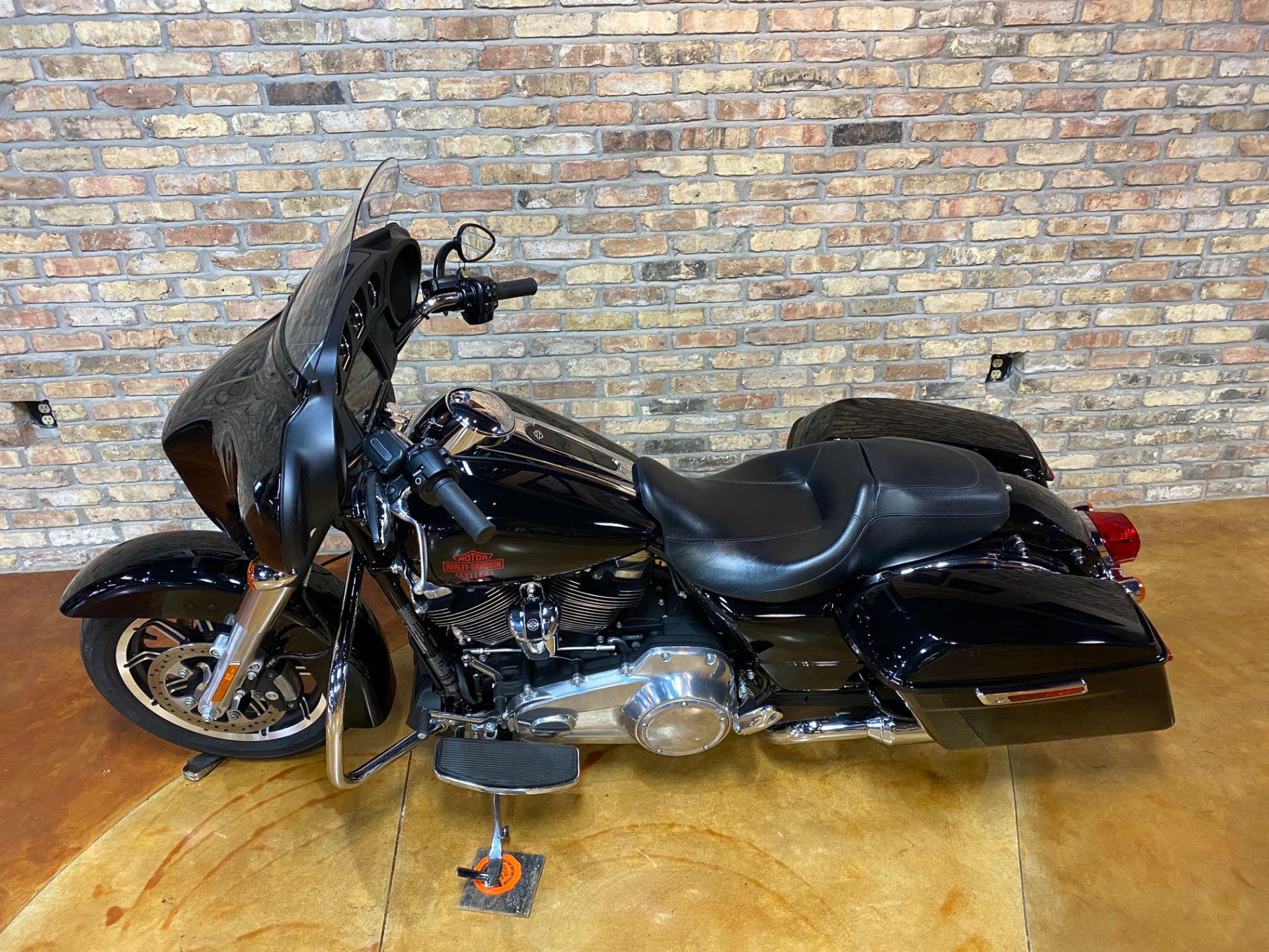 2019 Harley-Davidson Electra Glide® Standard in Big Bend, Wisconsin - Photo 26