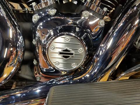 2013 Harley-Davidson Ultra Classic® Electra Glide® in Big Bend, Wisconsin - Photo 11