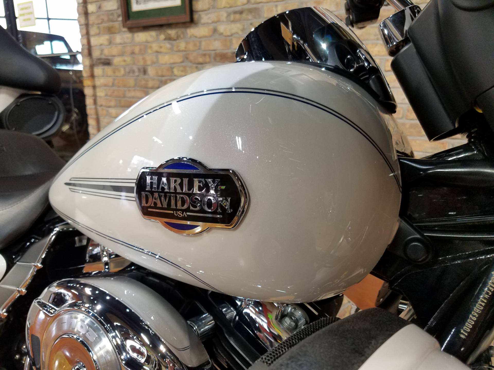 2013 Harley-Davidson Ultra Classic® Electra Glide® in Big Bend, Wisconsin - Photo 15