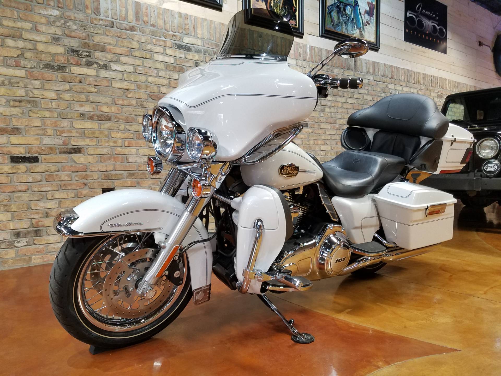 2013 Harley-Davidson Ultra Classic® Electra Glide® in Big Bend, Wisconsin - Photo 38