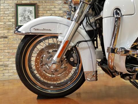 2013 Harley-Davidson Ultra Classic® Electra Glide® in Big Bend, Wisconsin - Photo 40