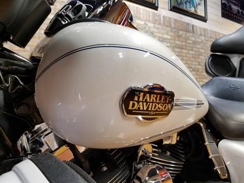 2013 Harley-Davidson Ultra Classic® Electra Glide® in Big Bend, Wisconsin - Photo 43