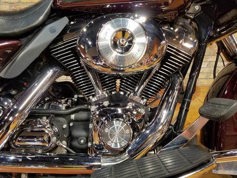 2005 Harley-Davidson FLHTC/FLHTCI Electra Glide® Classic in Big Bend, Wisconsin - Photo 9
