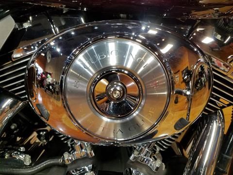 2005 Harley-Davidson FLHTC/FLHTCI Electra Glide® Classic in Big Bend, Wisconsin - Photo 10