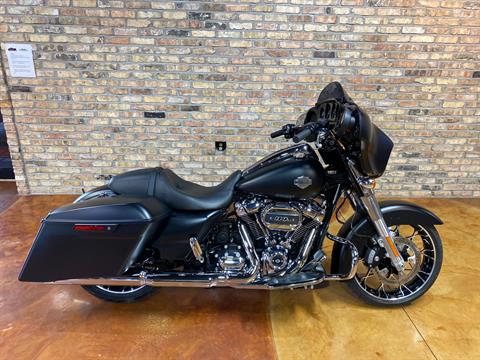 2022 Harley-Davidson Street Glide® Special in Big Bend, Wisconsin - Photo 4