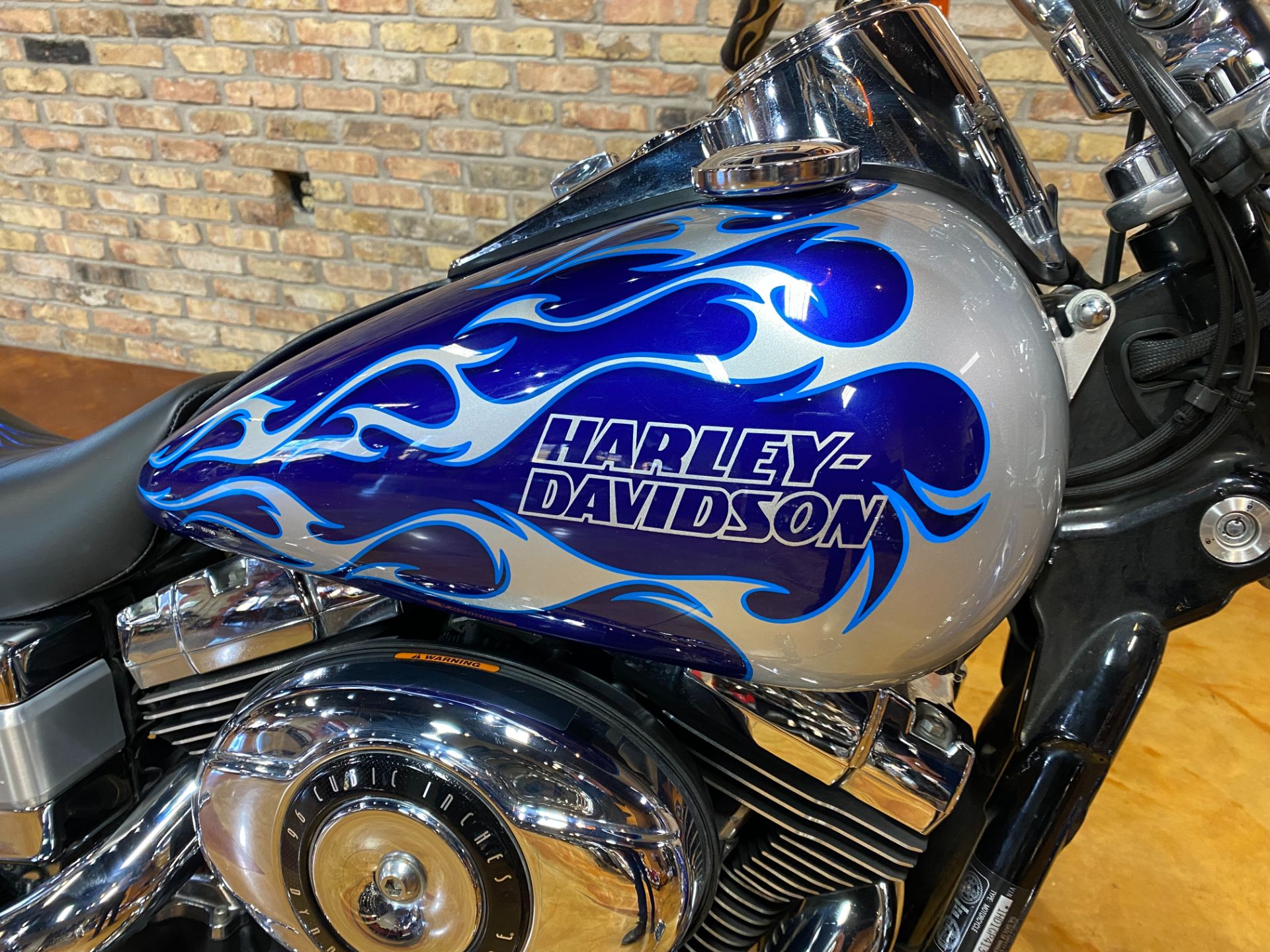 2007 Harley-Davidson Dyna® Wide Glide® in Big Bend, Wisconsin - Photo 4
