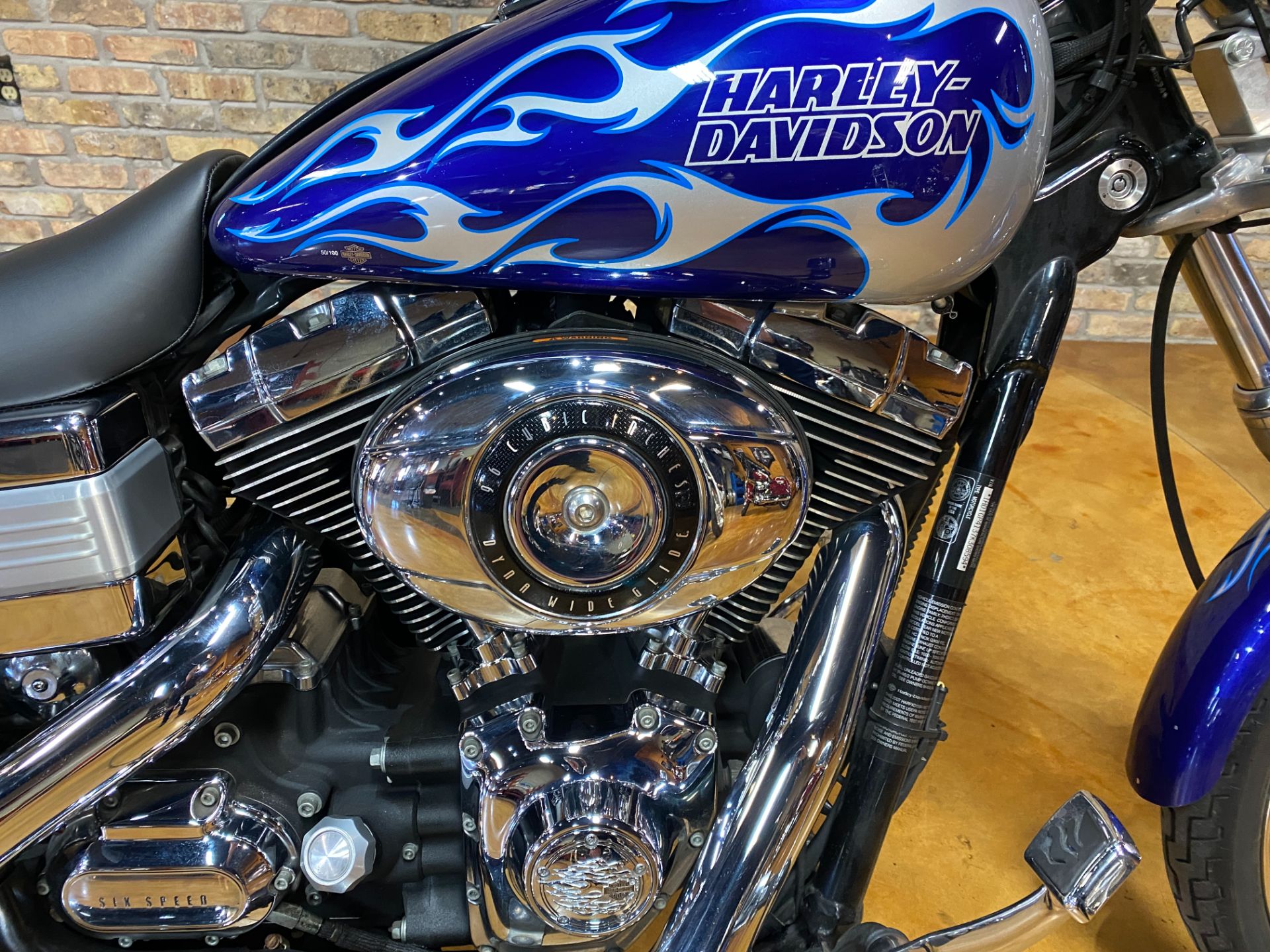 2007 Harley-Davidson Dyna® Wide Glide® in Big Bend, Wisconsin - Photo 10