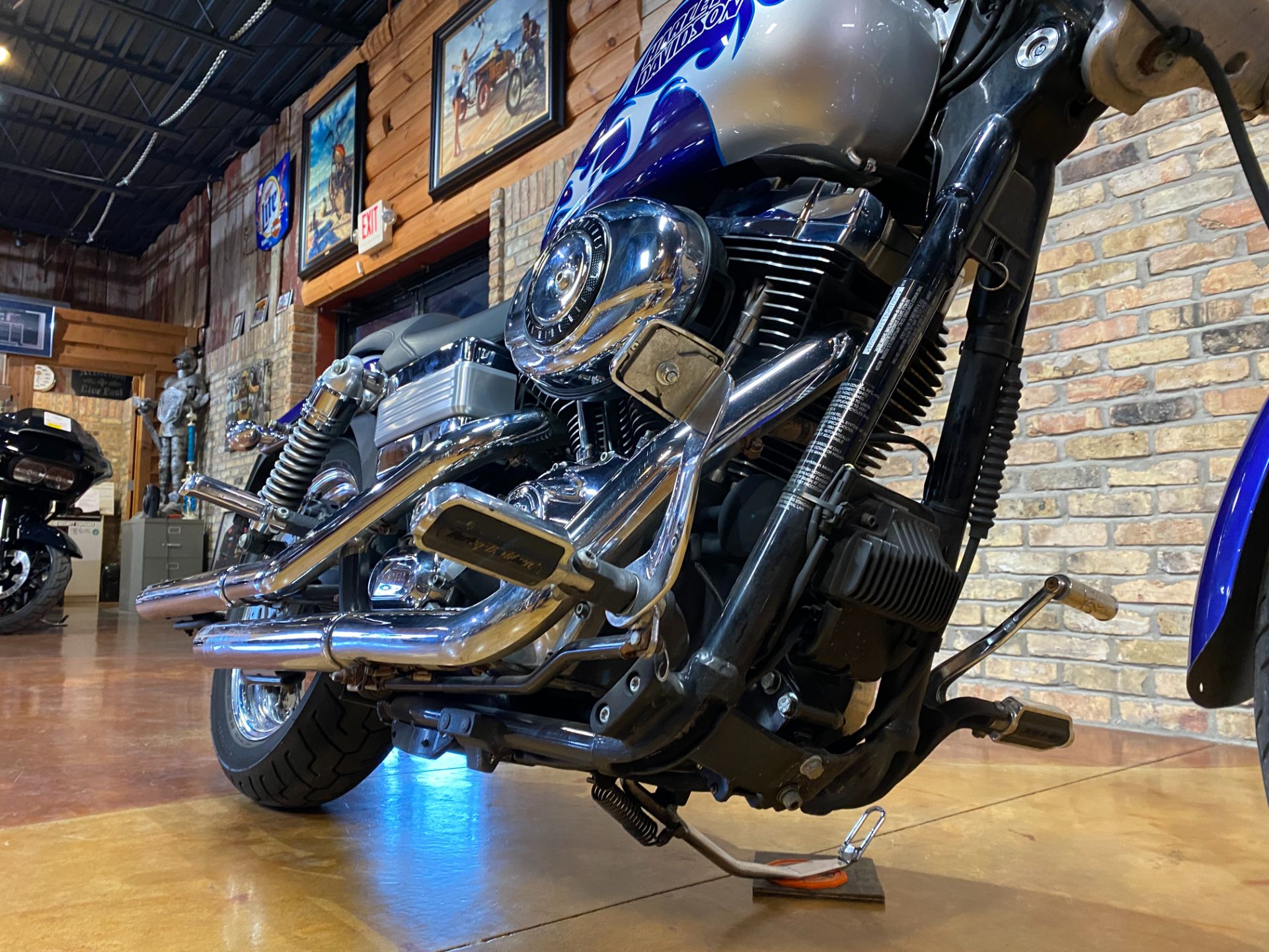 2007 Harley-Davidson Dyna® Wide Glide® in Big Bend, Wisconsin - Photo 12