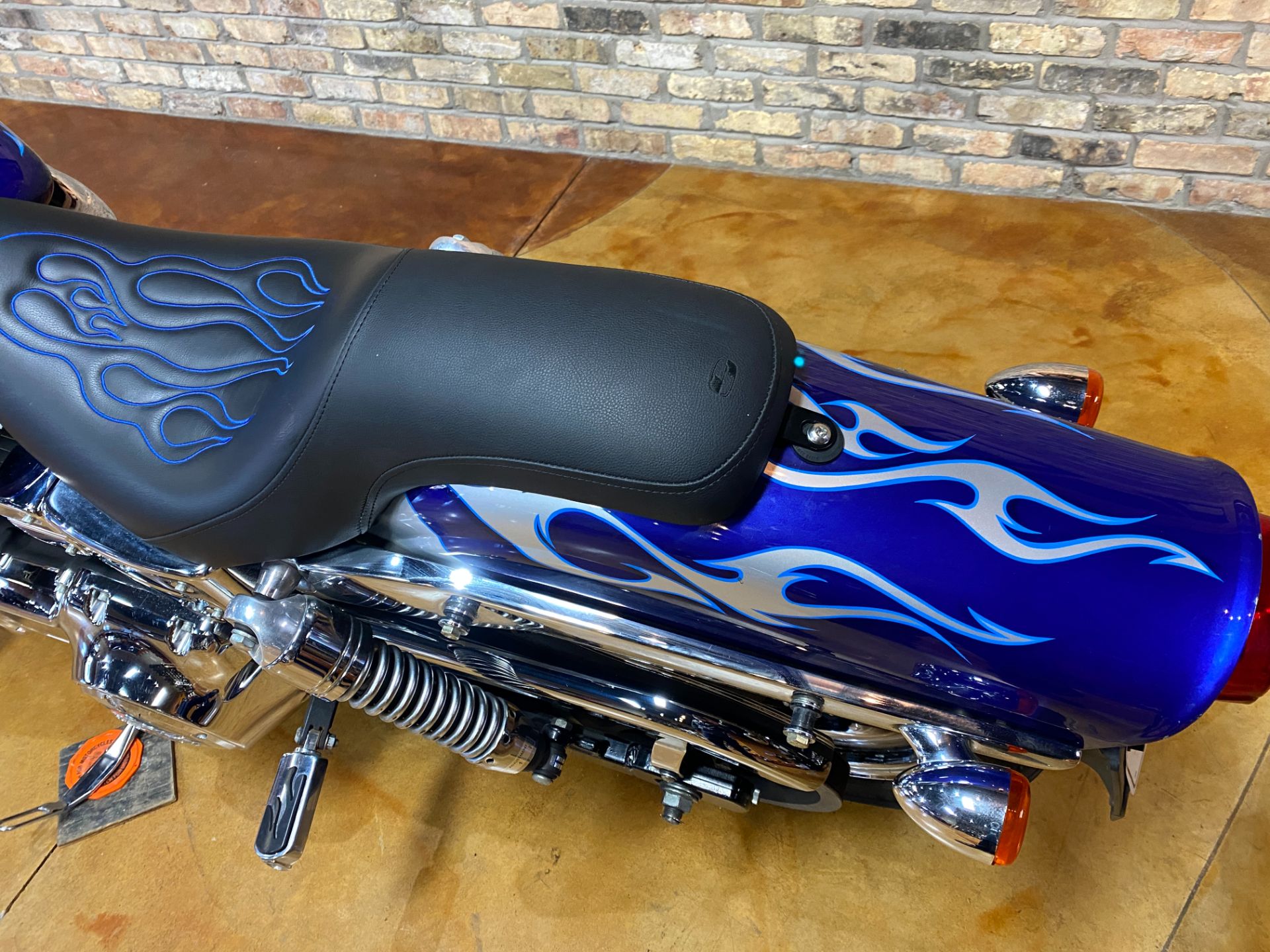 2007 Harley-Davidson Dyna® Wide Glide® in Big Bend, Wisconsin - Photo 18
