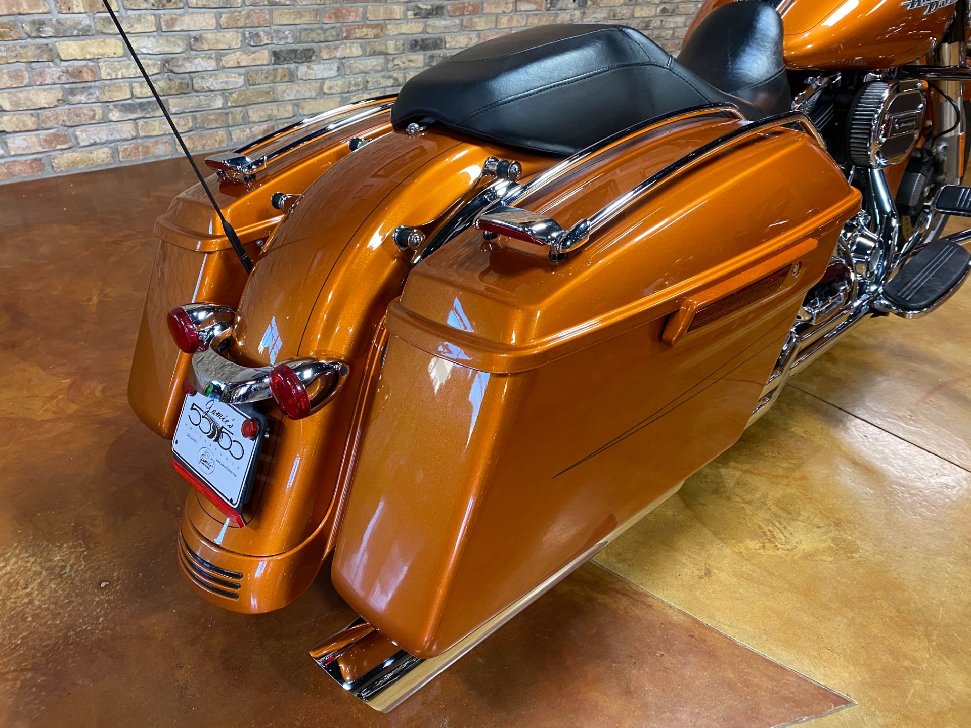 2014 Harley-Davidson Street Glide® Special in Big Bend, Wisconsin - Photo 9