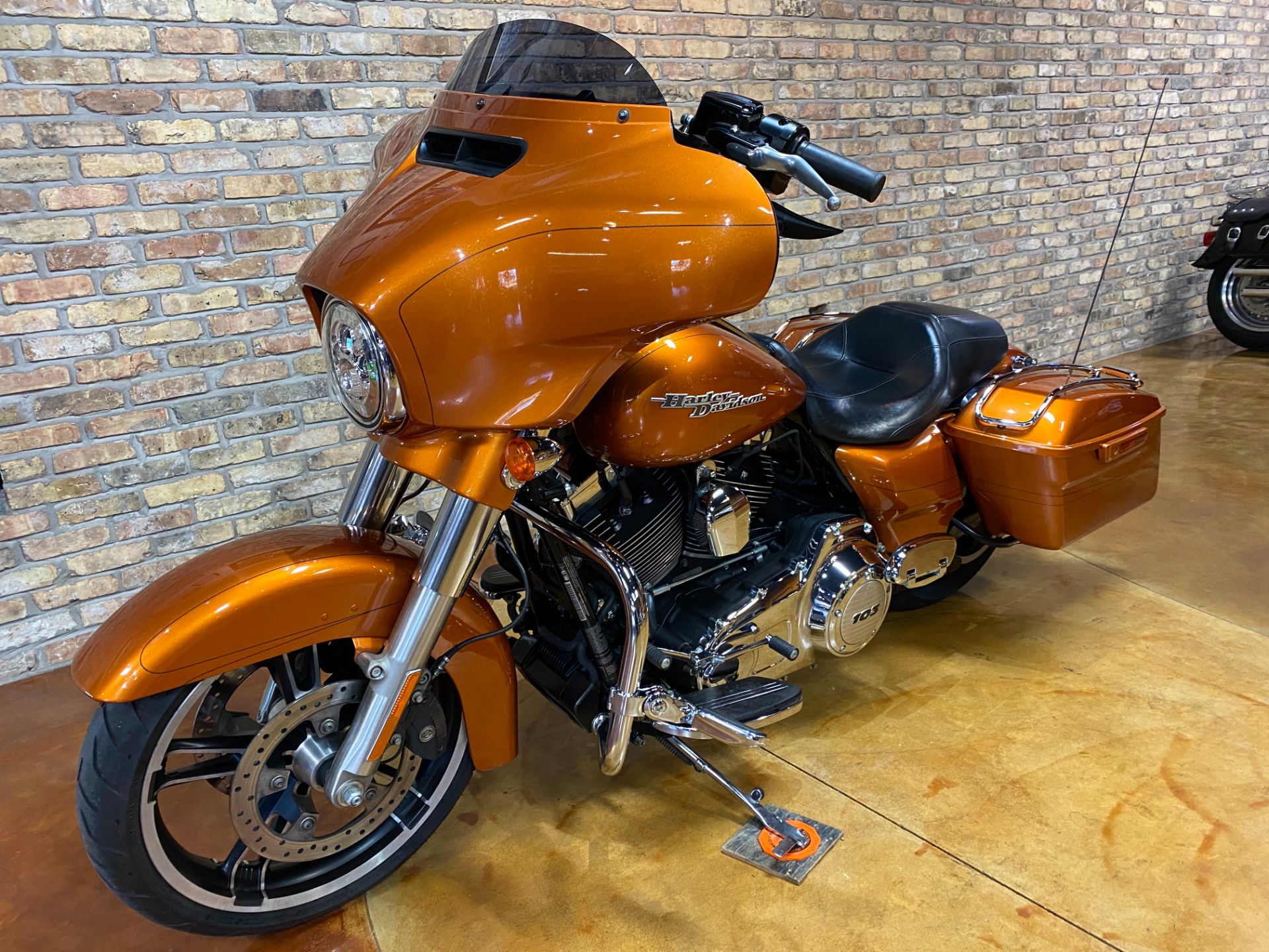 2014 Harley-Davidson Street Glide® Special in Big Bend, Wisconsin - Photo 14