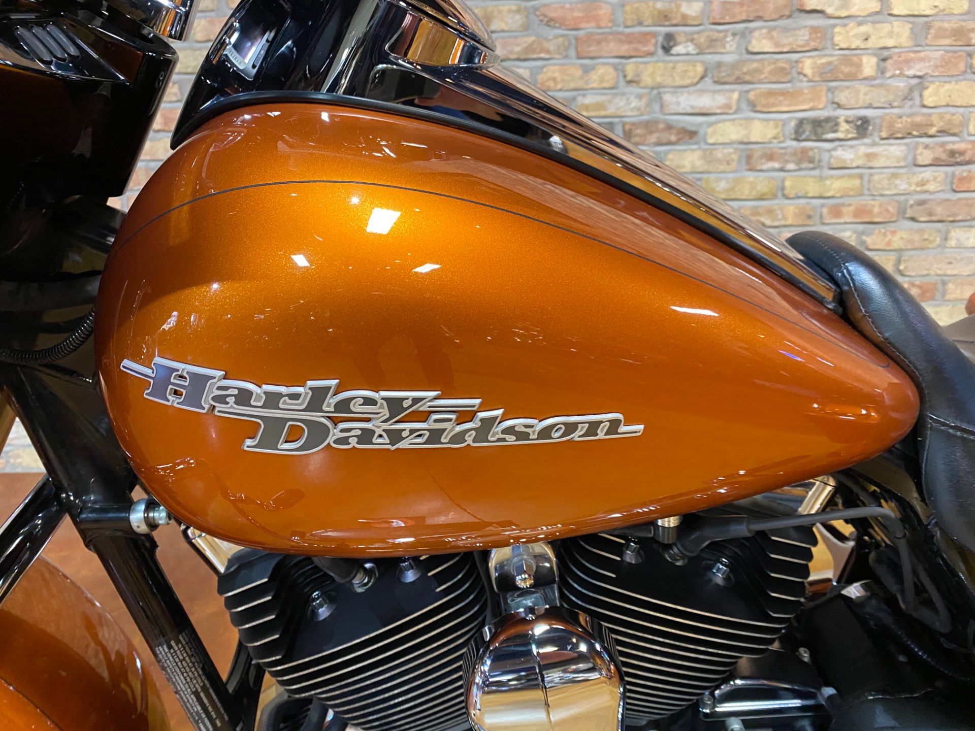 2014 Harley-Davidson Street Glide® Special in Big Bend, Wisconsin - Photo 16