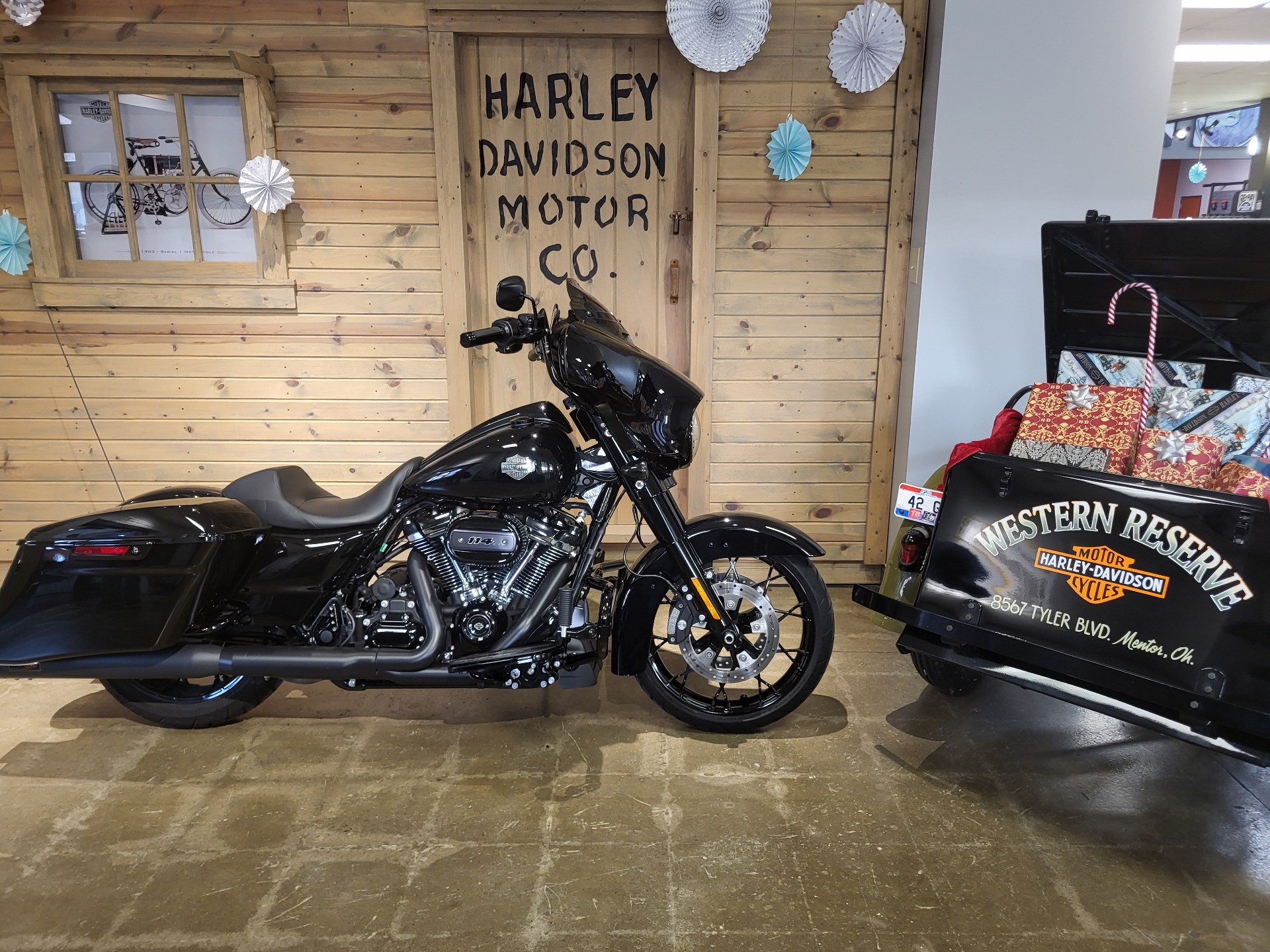 2023 Harley-Davidson Street Glide® Special in Mentor, Ohio - Photo 1