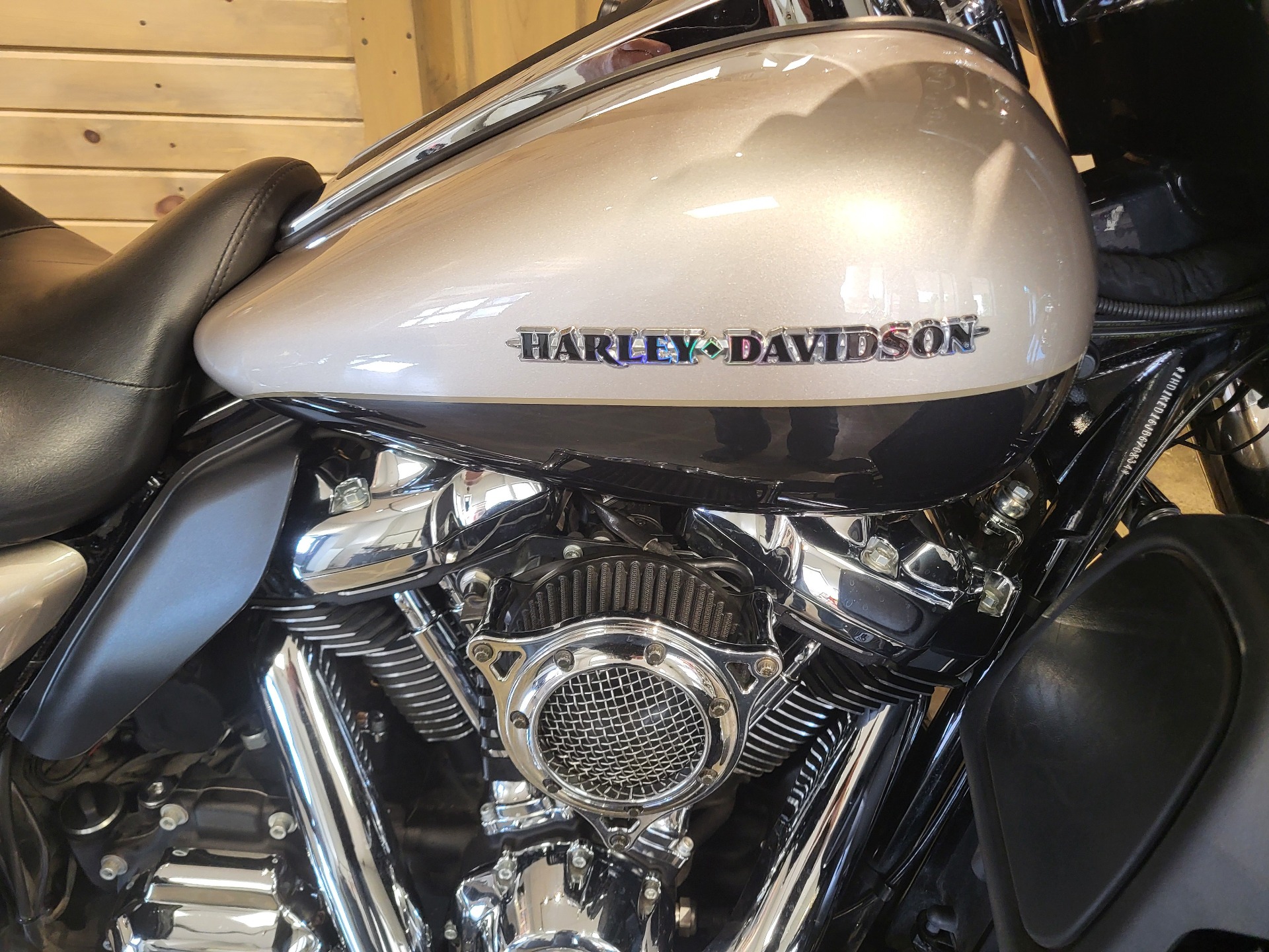2018 Harley-Davidson Ultra Limited in Mentor, Ohio - Photo 2
