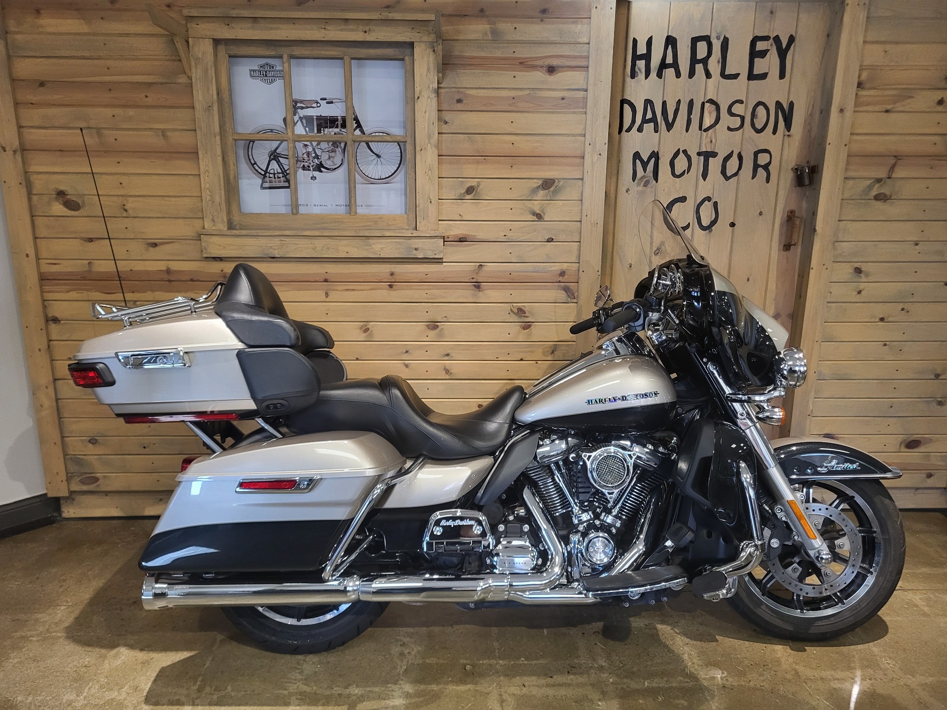 2018 Harley-Davidson Ultra Limited in Mentor, Ohio - Photo 9