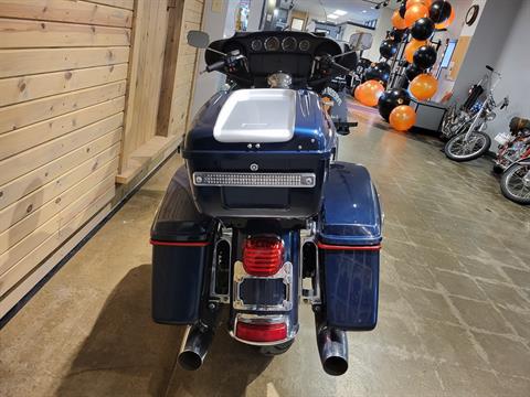 2015 Harley-Davidson Electra Glide® Ultra Classic® in Mentor, Ohio - Photo 5