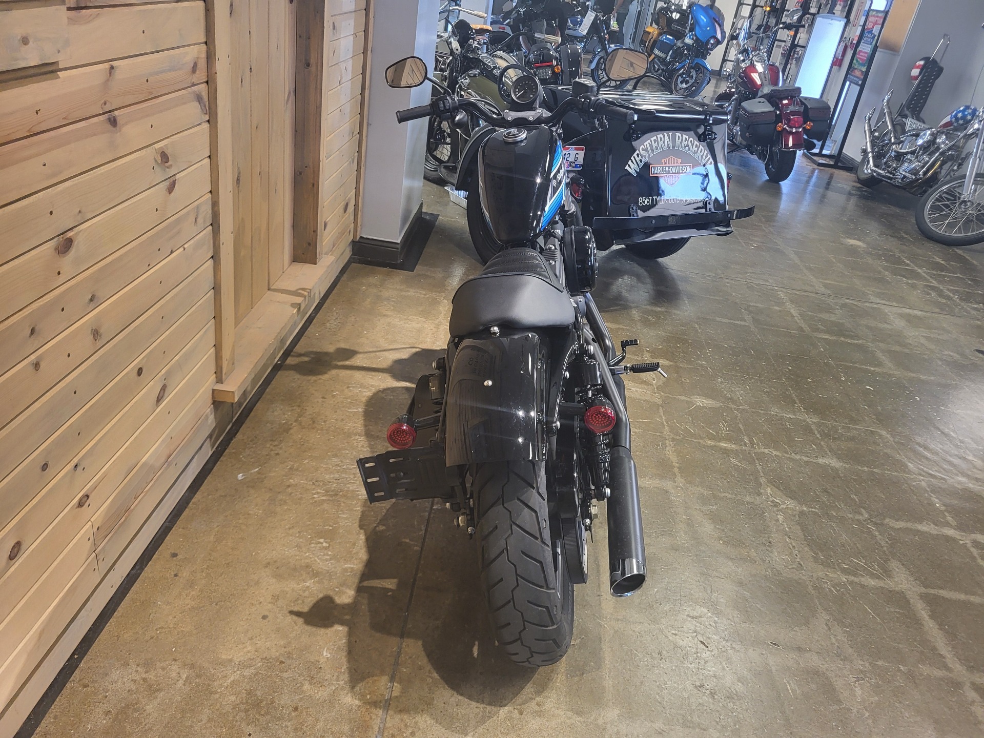 2019 Harley-Davidson Iron 883™ in Mentor, Ohio - Photo 3