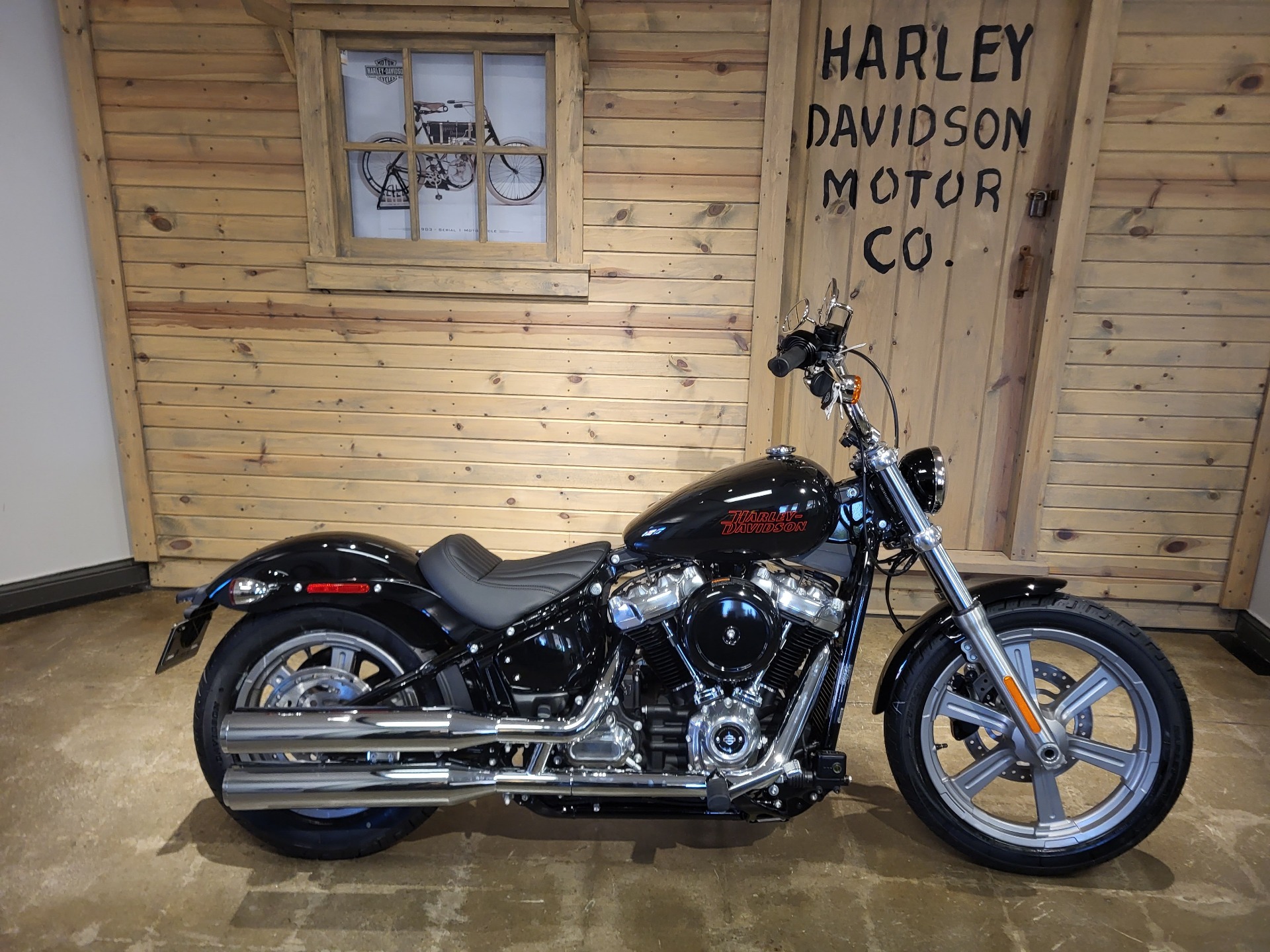 2023 Harley-Davidson Softail® Standard in Mentor, Ohio - Photo 2