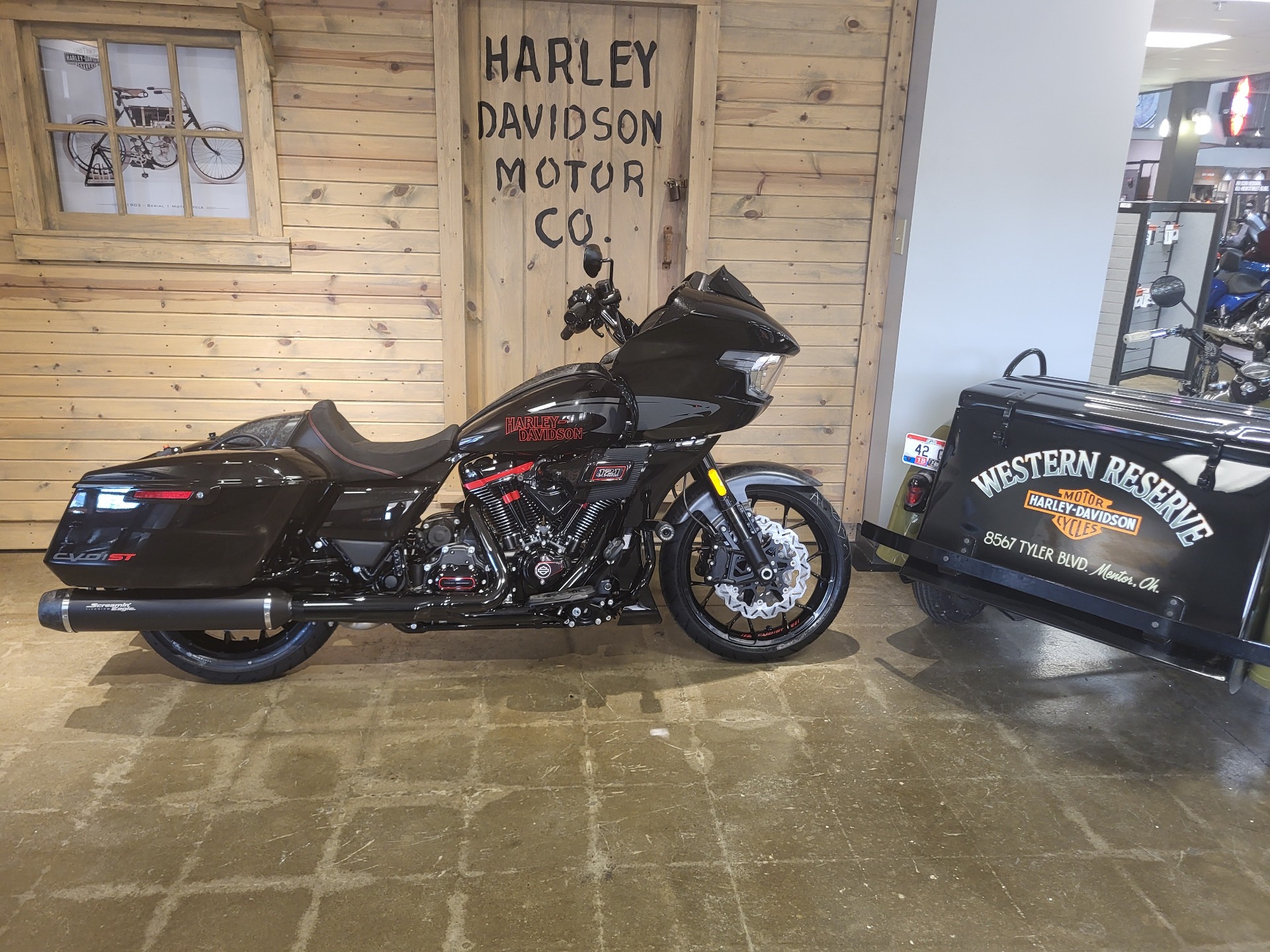 2024 Harley-Davidson CVO™ Road Glide® ST in Mentor, Ohio - Photo 1