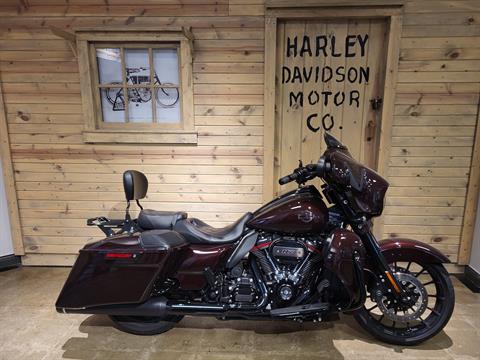 2019 Harley-Davidson CVO™ Street Glide® in Mentor, Ohio - Photo 2